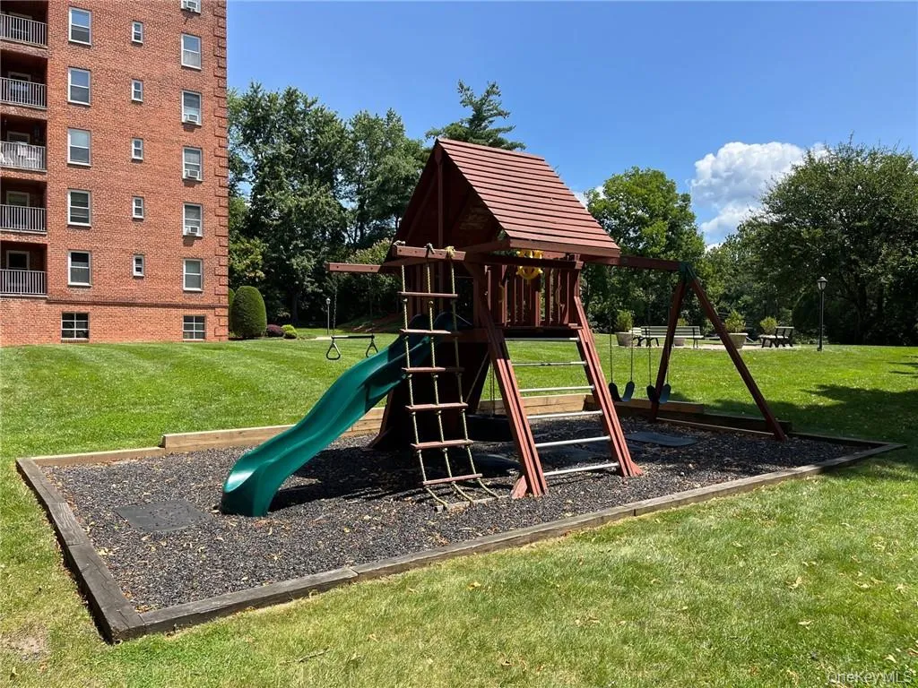 555 Broadway, Greenburgh, NY, 1 Bedroom Bedrooms, 3 Rooms Rooms,1 BathroomBathrooms,Residential,For Rent,Broadway,0,1018212 555 Broadway, Greenburgh, NY, 1 Bedroom Bedrooms, 3 Rooms Rooms,1 BathroomBathrooms,Residential,For Rent,Broadway,0,1018212