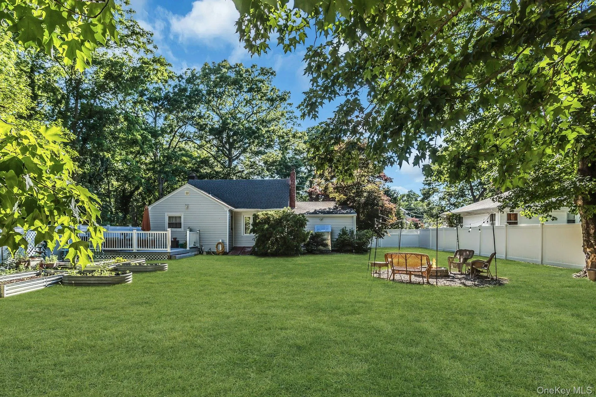 23 Lambert Avenue, Brookhaven, NY, 3 Bedrooms Bedrooms, 6 Rooms Rooms,1 BathroomBathrooms,Residential,For Rent,Lambert,0,1018215 23 Lambert Avenue, Brookhaven, NY, 3 Bedrooms Bedrooms, 6 Rooms Rooms,1 BathroomBathrooms,Residential,For Rent,Lambert,0,1018215