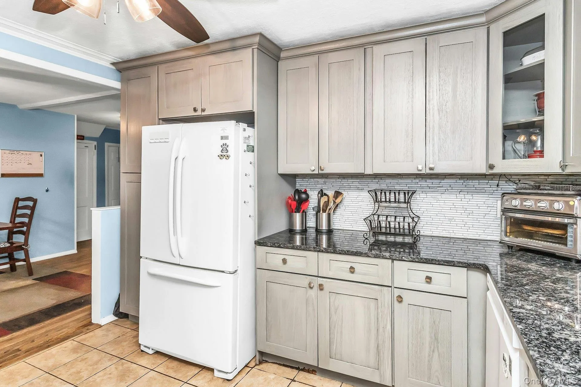 23 Lambert Avenue, Brookhaven, NY, 3 Bedrooms Bedrooms, 6 Rooms Rooms,1 BathroomBathrooms,Residential,For Rent,Lambert,0,1018215 23 Lambert Avenue, Brookhaven, NY, 3 Bedrooms Bedrooms, 6 Rooms Rooms,1 BathroomBathrooms,Residential,For Rent,Lambert,0,1018215