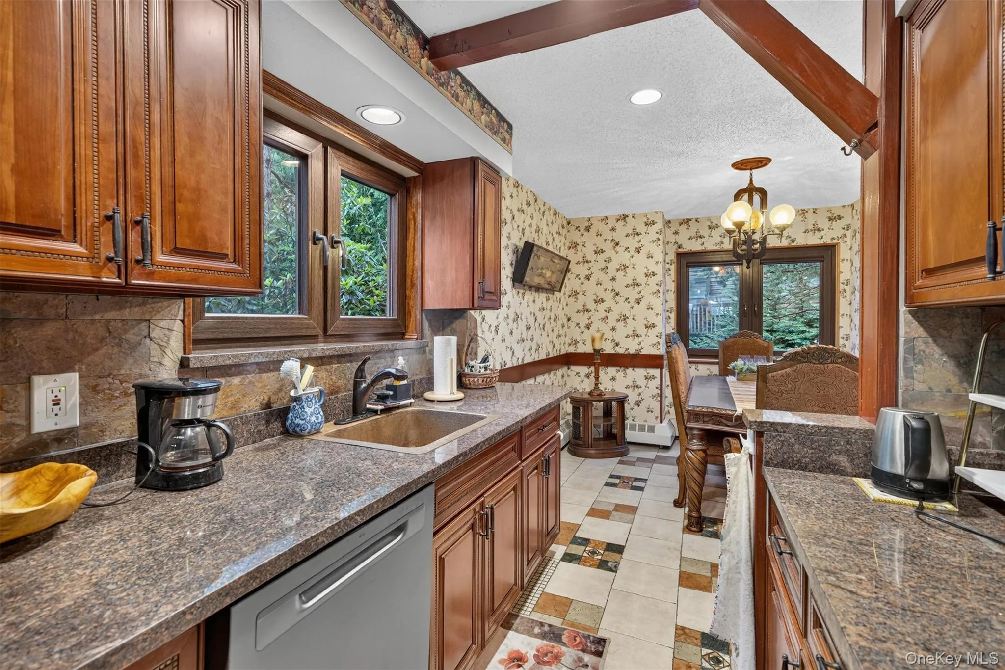 53 Meadowlark Lane, Fallsburg, NY, 3 Bedrooms Bedrooms, 10 Rooms Rooms,3 BathroomsBathrooms,Residential,For Rent,Meadowlark,0,1018219 53 Meadowlark Lane, Fallsburg, NY, 3 Bedrooms Bedrooms, 10 Rooms Rooms,3 BathroomsBathrooms,Residential,For Rent,Meadowlark,0,1018219