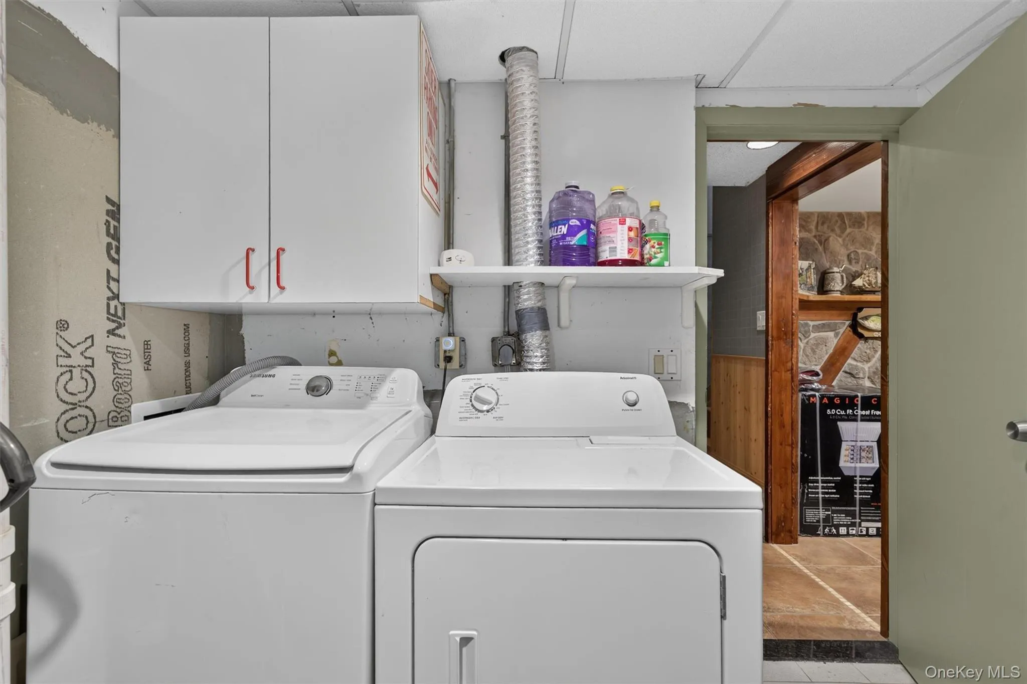 53 Meadowlark Lane, Fallsburg, NY, 3 Bedrooms Bedrooms, 10 Rooms Rooms,3 BathroomsBathrooms,Residential,For Rent,Meadowlark,0,1018219 53 Meadowlark Lane, Fallsburg, NY, 3 Bedrooms Bedrooms, 10 Rooms Rooms,3 BathroomsBathrooms,Residential,For Rent,Meadowlark,0,1018219