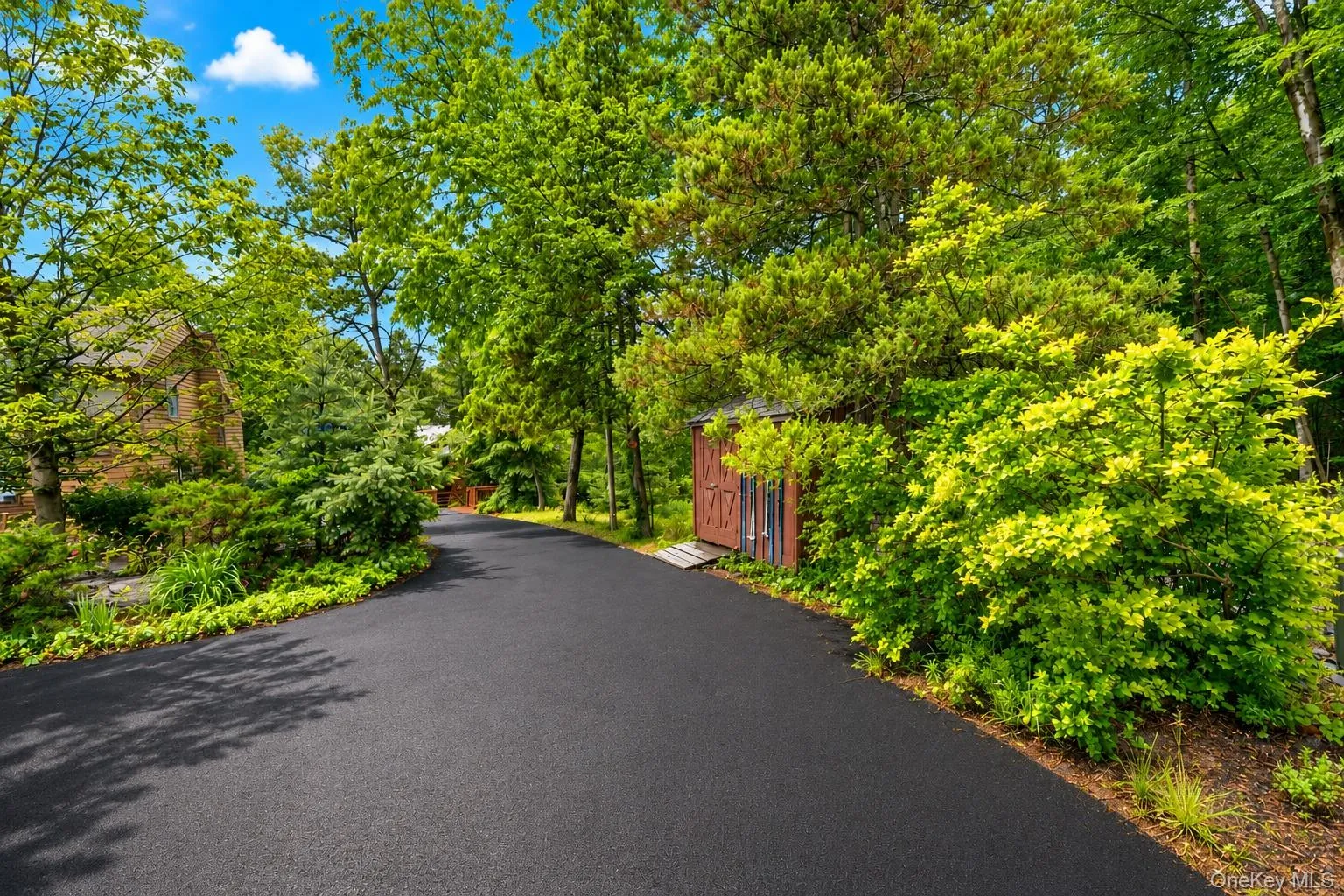 53 Meadowlark Lane, Fallsburg, NY, 3 Bedrooms Bedrooms, 10 Rooms Rooms,3 BathroomsBathrooms,Residential,For Rent,Meadowlark,0,1018219 53 Meadowlark Lane, Fallsburg, NY, 3 Bedrooms Bedrooms, 10 Rooms Rooms,3 BathroomsBathrooms,Residential,For Rent,Meadowlark,0,1018219