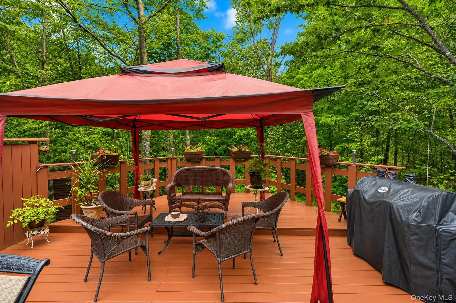53 Meadowlark Lane, Fallsburg, NY, 3 Bedrooms Bedrooms, 10 Rooms Rooms,3 BathroomsBathrooms,Residential,For Rent,Meadowlark,0,1018219 53 Meadowlark Lane, Fallsburg, NY, 3 Bedrooms Bedrooms, 10 Rooms Rooms,3 BathroomsBathrooms,Residential,For Rent,Meadowlark,0,1018219