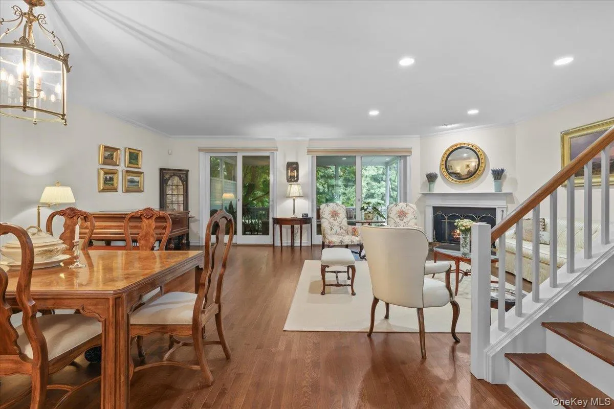 Dining Area showing doors to screened porch Dining Area showing doors to screened porch