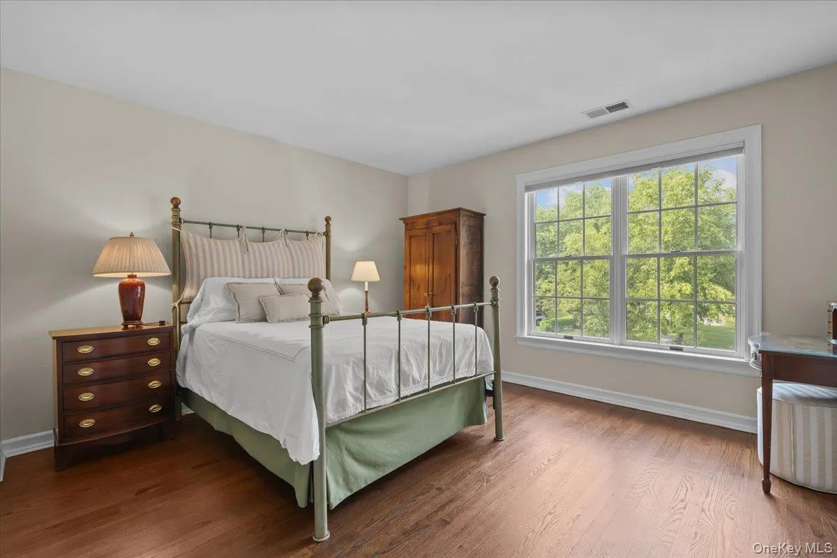 18 Brookview Drive, Mount Pleasant, NY, 3 Bedrooms Bedrooms, 8 Rooms Rooms,3 BathroomsBathrooms,Residential,For Rent,Brookview,0,1018220 18 Brookview Drive, Mount Pleasant, NY, 3 Bedrooms Bedrooms, 8 Rooms Rooms,3 BathroomsBathrooms,Residential,For Rent,Brookview,0,1018220