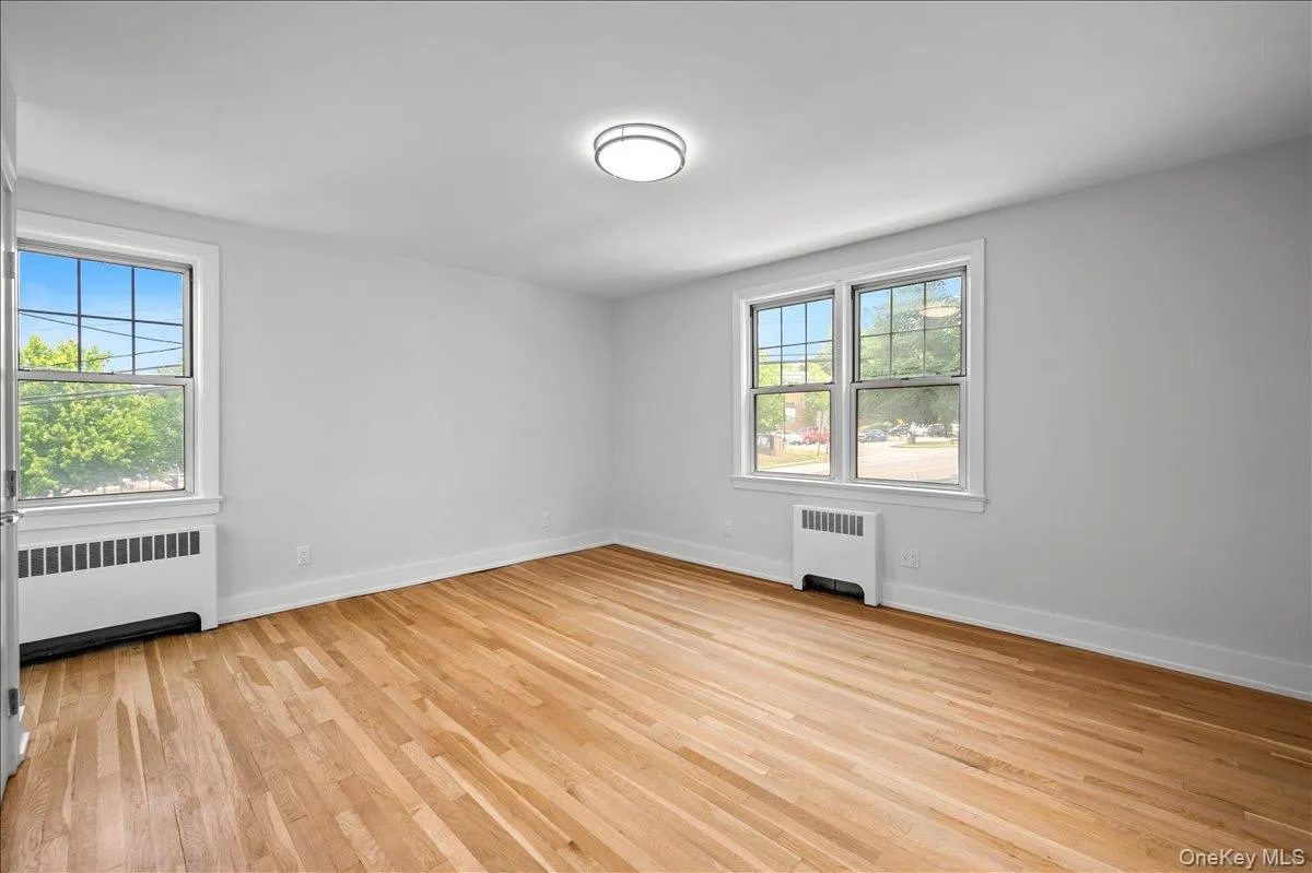 14 Soundview Avenue, White Plains, NY, 2 Bedrooms Bedrooms, 3 Rooms Rooms,2 BathroomsBathrooms,Residential,For Rent,Soundview,0,KEY1018225 14 Soundview Avenue, White Plains, NY, 2 Bedrooms Bedrooms, 3 Rooms Rooms,2 BathroomsBathrooms,Residential,For Rent,Soundview,0,KEY1018225