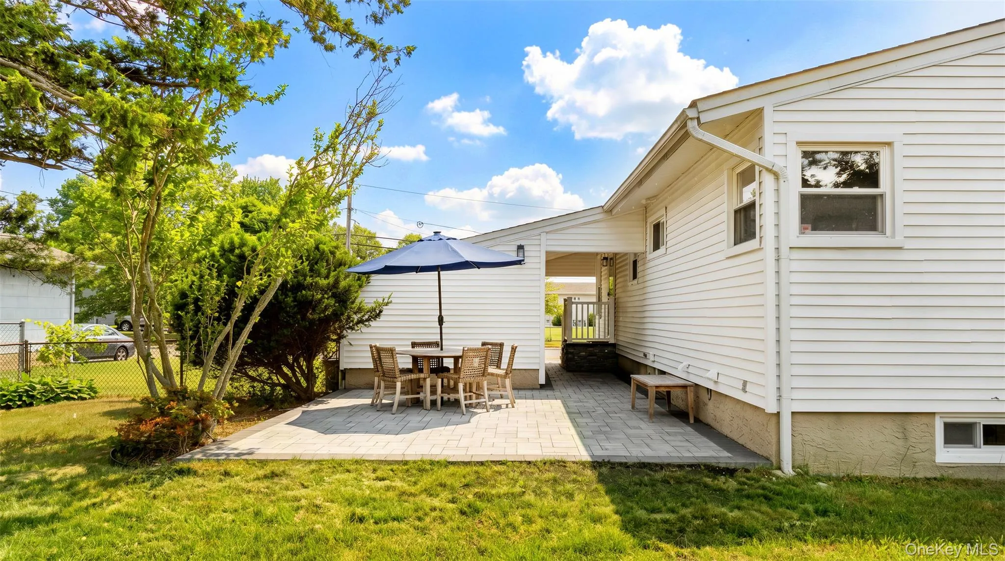 209 Loop Drive, Islip, NY, 3 Bedrooms Bedrooms, 7 Rooms Rooms,2 BathroomsBathrooms,Residential,For Rent,Loop,0,KEY1018231 209 Loop Drive, Islip, NY, 3 Bedrooms Bedrooms, 7 Rooms Rooms,2 BathroomsBathrooms,Residential,For Rent,Loop,0,KEY1018231