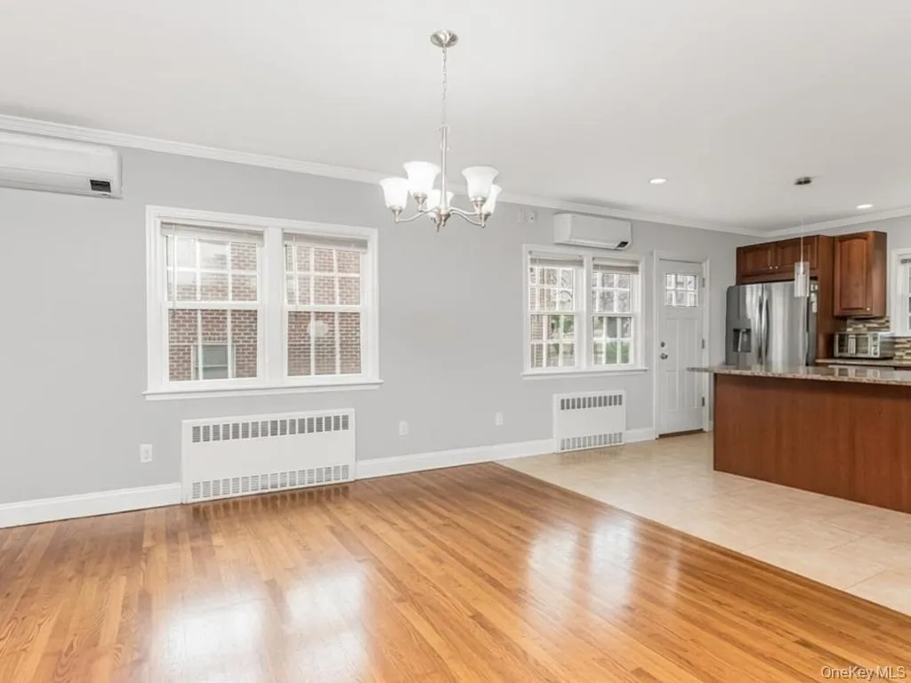130 La Salle Drive, Yonkers, NY, 3 Bedrooms Bedrooms, 8 Rooms Rooms,2 BathroomsBathrooms,Residential,For Rent,La Salle,0,KEY1018232 130 La Salle Drive, Yonkers, NY, 3 Bedrooms Bedrooms, 8 Rooms Rooms,2 BathroomsBathrooms,Residential,For Rent,La Salle,0,KEY1018232