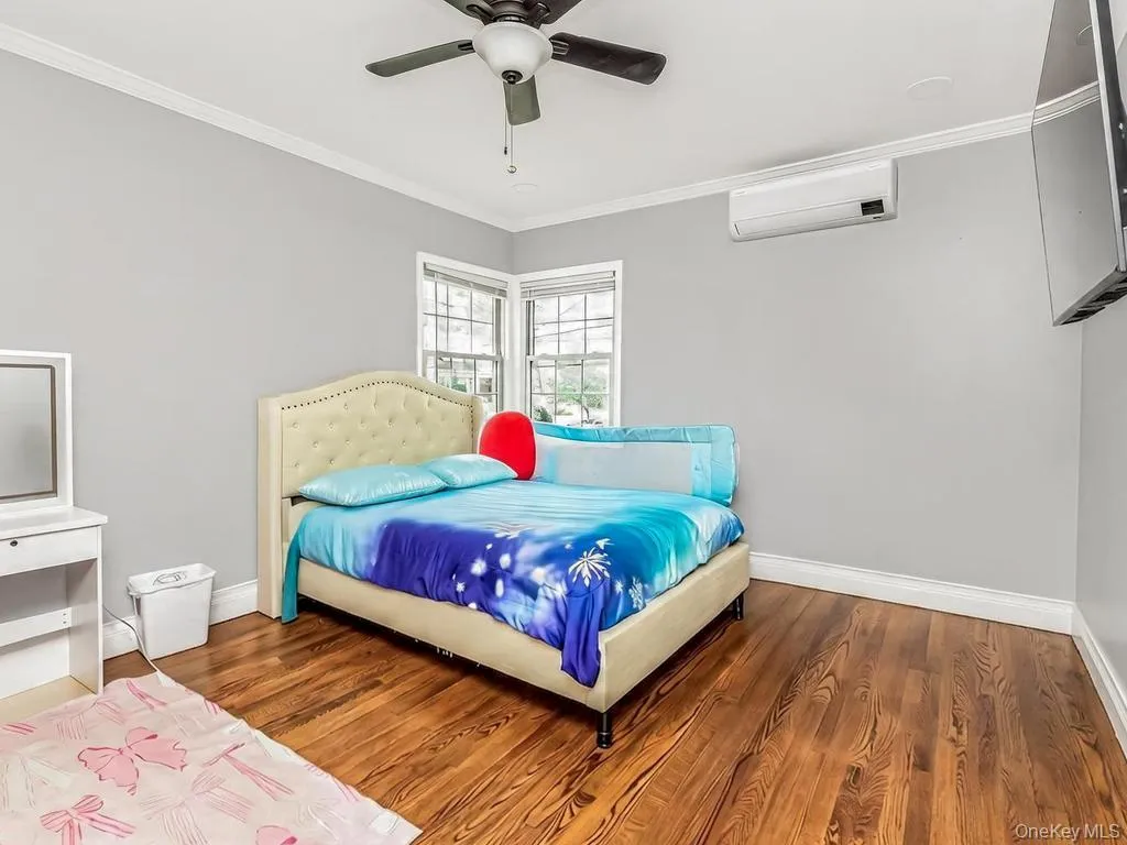 130 La Salle Drive, Yonkers, NY, 3 Bedrooms Bedrooms, 8 Rooms Rooms,2 BathroomsBathrooms,Residential,For Rent,La Salle,0,KEY1018232 130 La Salle Drive, Yonkers, NY, 3 Bedrooms Bedrooms, 8 Rooms Rooms,2 BathroomsBathrooms,Residential,For Rent,La Salle,0,KEY1018232