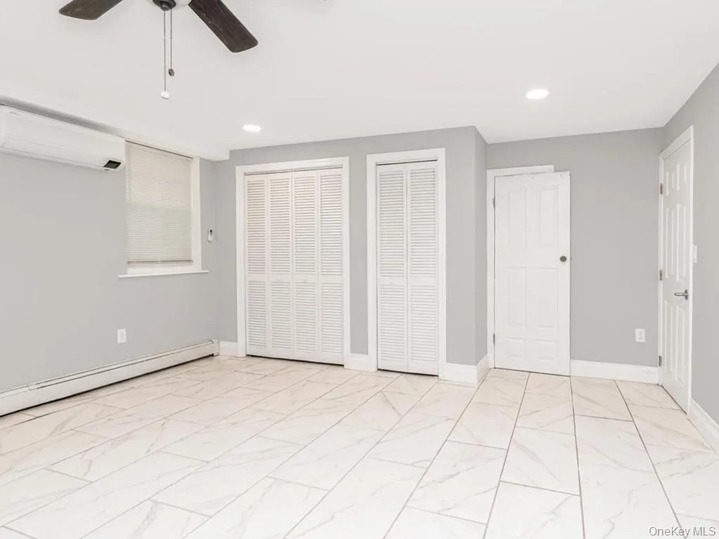 130 La Salle Drive, Yonkers, NY, 3 Bedrooms Bedrooms, 8 Rooms Rooms,2 BathroomsBathrooms,Residential,For Rent,La Salle,0,KEY1018232 130 La Salle Drive, Yonkers, NY, 3 Bedrooms Bedrooms, 8 Rooms Rooms,2 BathroomsBathrooms,Residential,For Rent,La Salle,0,KEY1018232