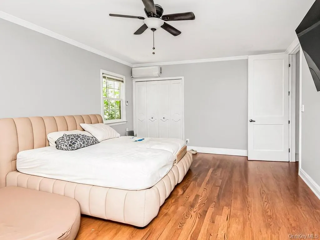 130 La Salle Drive, Yonkers, NY, 3 Bedrooms Bedrooms, 8 Rooms Rooms,2 BathroomsBathrooms,Residential,For Rent,La Salle,0,KEY1018232 130 La Salle Drive, Yonkers, NY, 3 Bedrooms Bedrooms, 8 Rooms Rooms,2 BathroomsBathrooms,Residential,For Rent,La Salle,0,KEY1018232