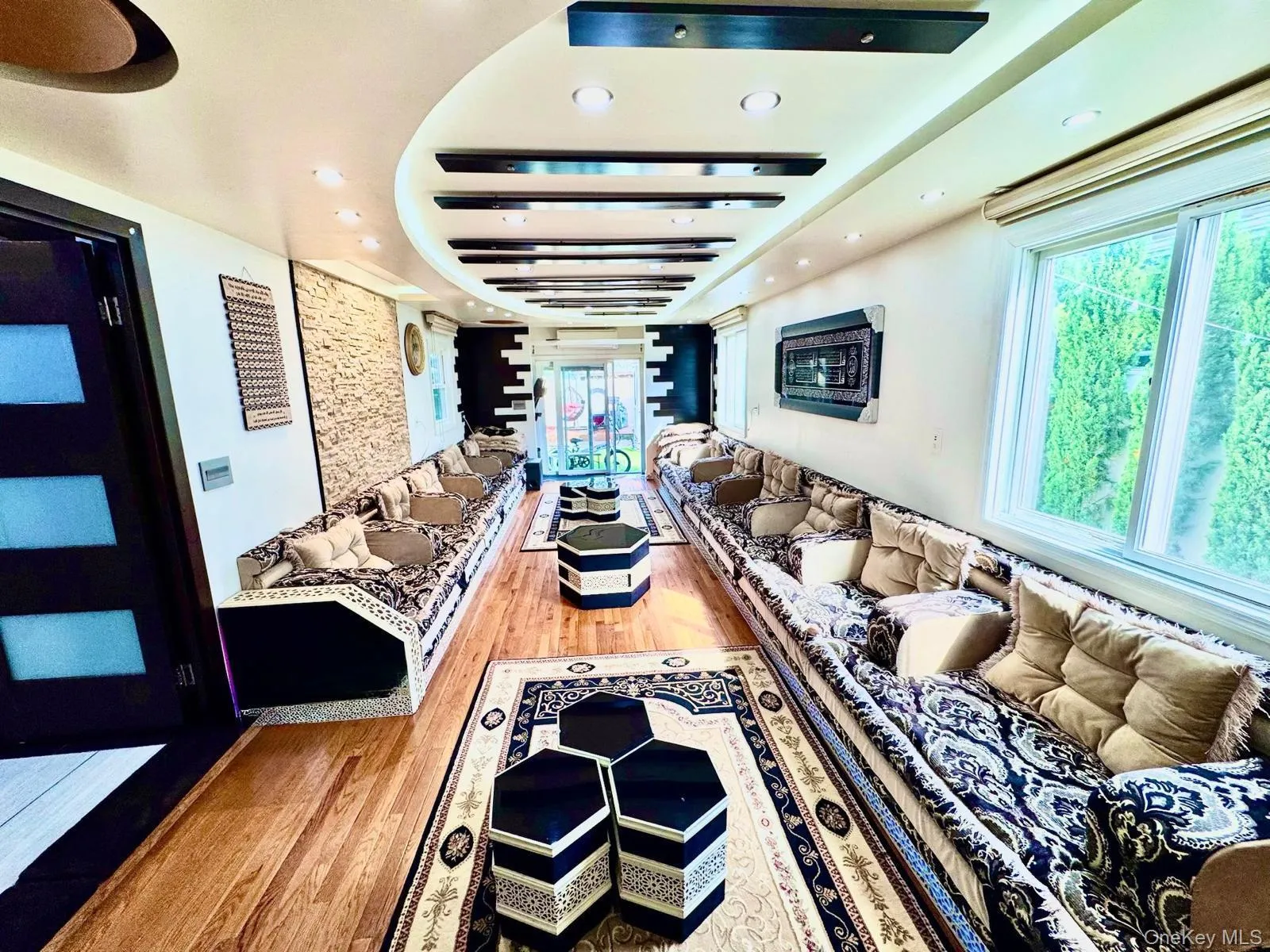 62 Walnut Road, Hempstead, NY, 4 Bedrooms Bedrooms, 12 Rooms Rooms,3 BathroomsBathrooms,Residential,For Rent,Walnut,0,1018236 62 Walnut Road, Hempstead, NY, 4 Bedrooms Bedrooms, 12 Rooms Rooms,3 BathroomsBathrooms,Residential,For Rent,Walnut,0,1018236