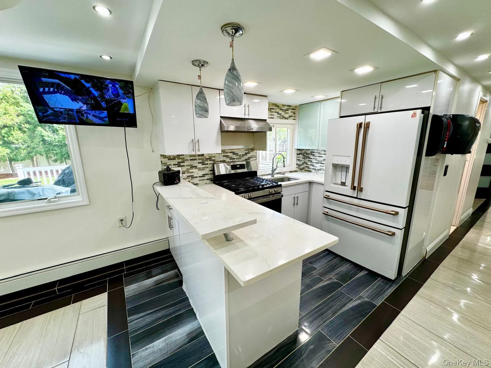 62 Walnut Road, Hempstead, NY, 4 Bedrooms Bedrooms, 12 Rooms Rooms,3 BathroomsBathrooms,Residential,For Rent,Walnut,0,1018236 62 Walnut Road, Hempstead, NY, 4 Bedrooms Bedrooms, 12 Rooms Rooms,3 BathroomsBathrooms,Residential,For Rent,Walnut,0,1018236