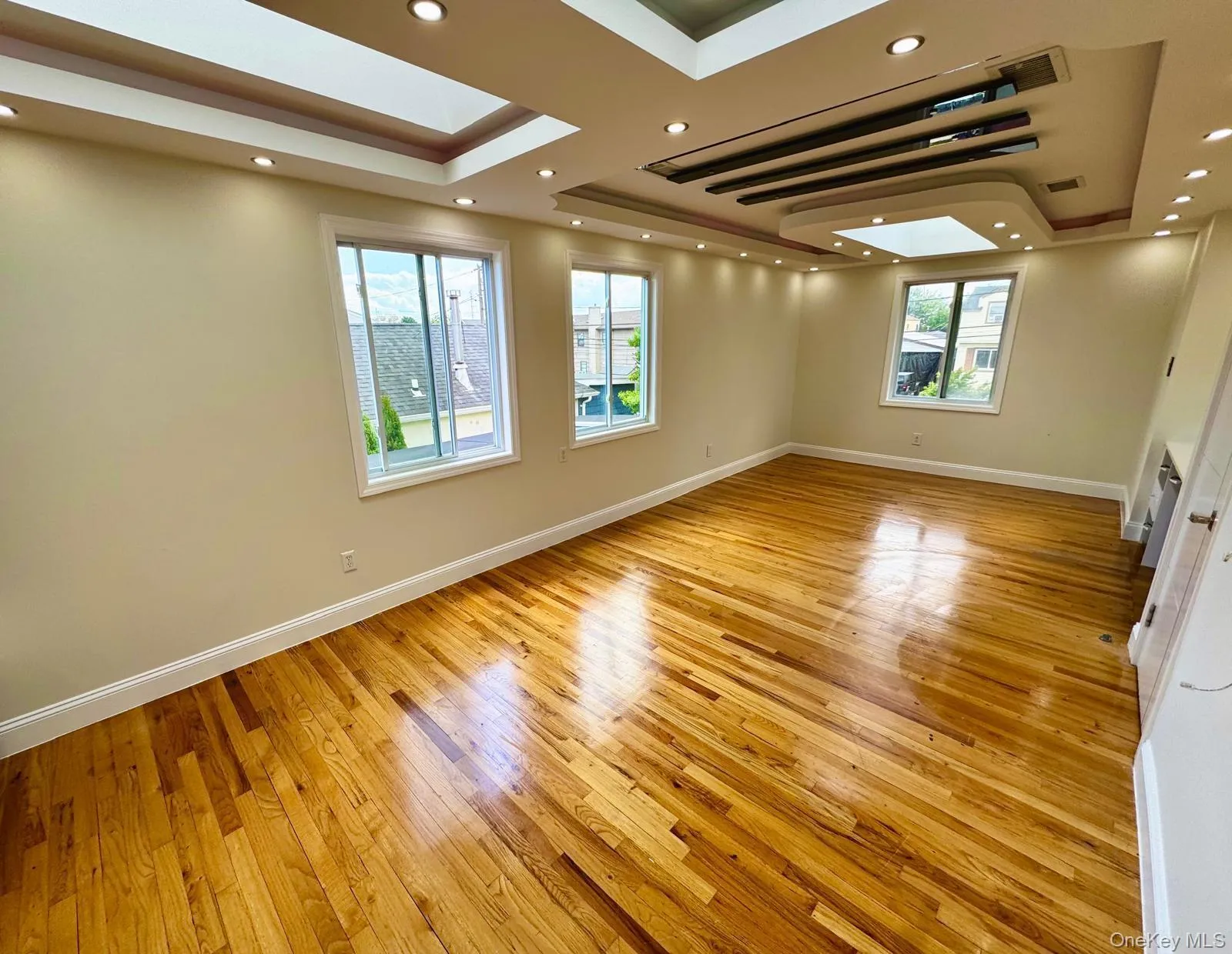 62 Walnut Road, Hempstead, NY, 4 Bedrooms Bedrooms, 12 Rooms Rooms,3 BathroomsBathrooms,Residential,For Rent,Walnut,0,1018236 62 Walnut Road, Hempstead, NY, 4 Bedrooms Bedrooms, 12 Rooms Rooms,3 BathroomsBathrooms,Residential,For Rent,Walnut,0,1018236