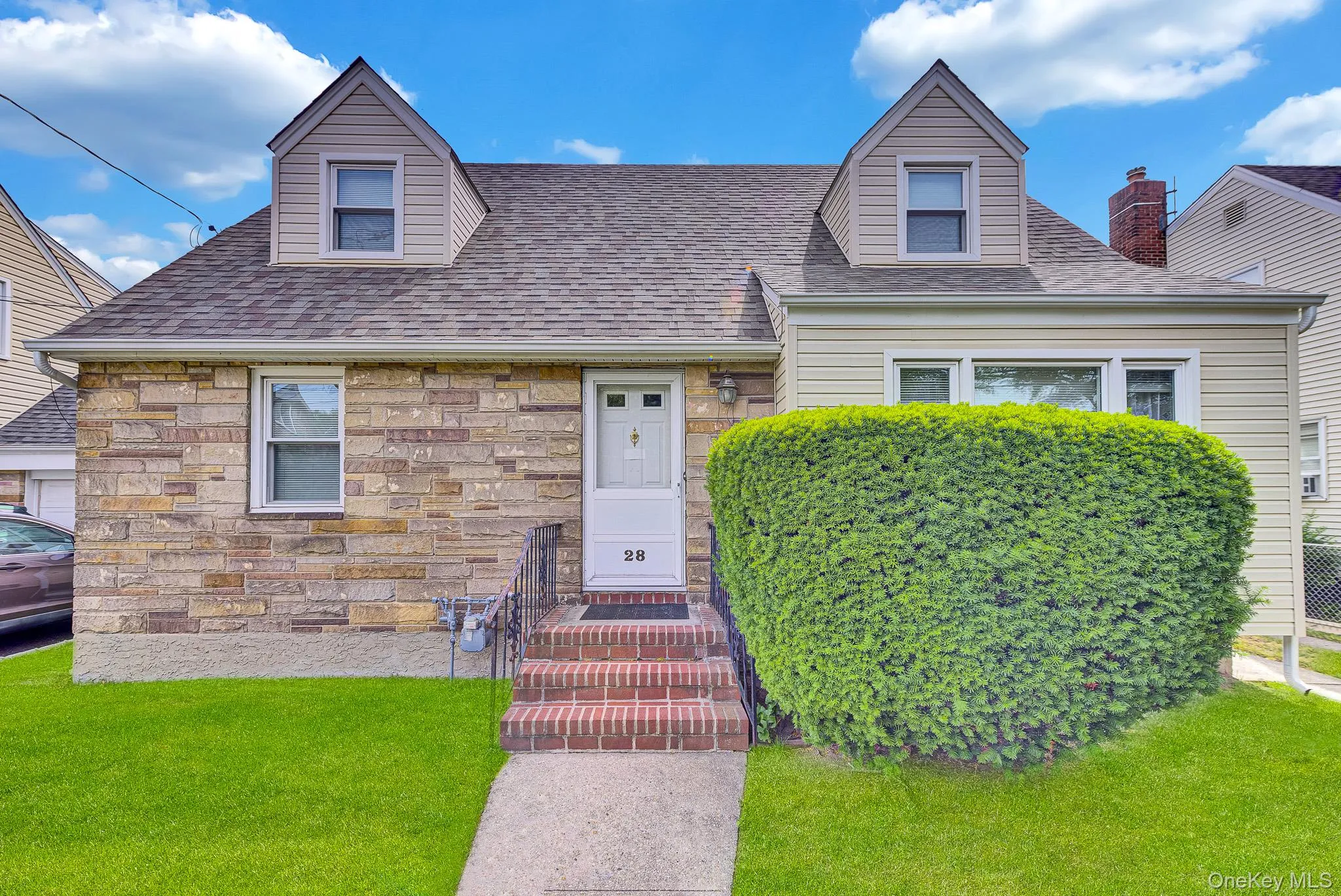 28 12th Street, North Hempstead, NY, 4 Bedrooms Bedrooms, 9 Rooms Rooms,3 BathroomsBathrooms,Residential Lease,For Rent,12th,0,1018237 28 12th Street, North Hempstead, NY, 4 Bedrooms Bedrooms, 9 Rooms Rooms,3 BathroomsBathrooms,Residential Lease,For Rent,12th,0,1018237