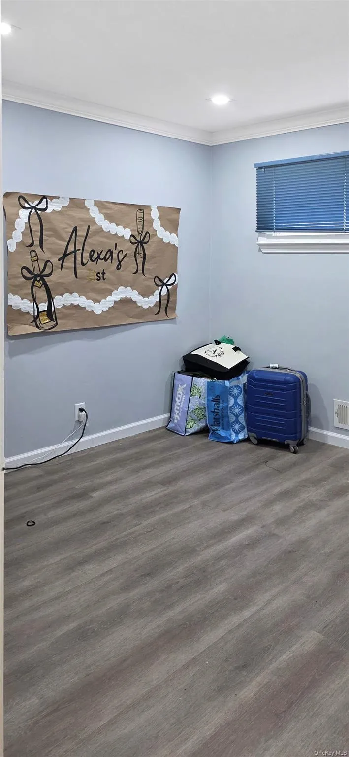 2104 157th Street, New York, NY, 3 Bedrooms Bedrooms, 8 Rooms Rooms,2 BathroomsBathrooms,Residential,For Rent,157th,0,KEY1018239 2104 157th Street, New York, NY, 3 Bedrooms Bedrooms, 8 Rooms Rooms,2 BathroomsBathrooms,Residential,For Rent,157th,0,KEY1018239