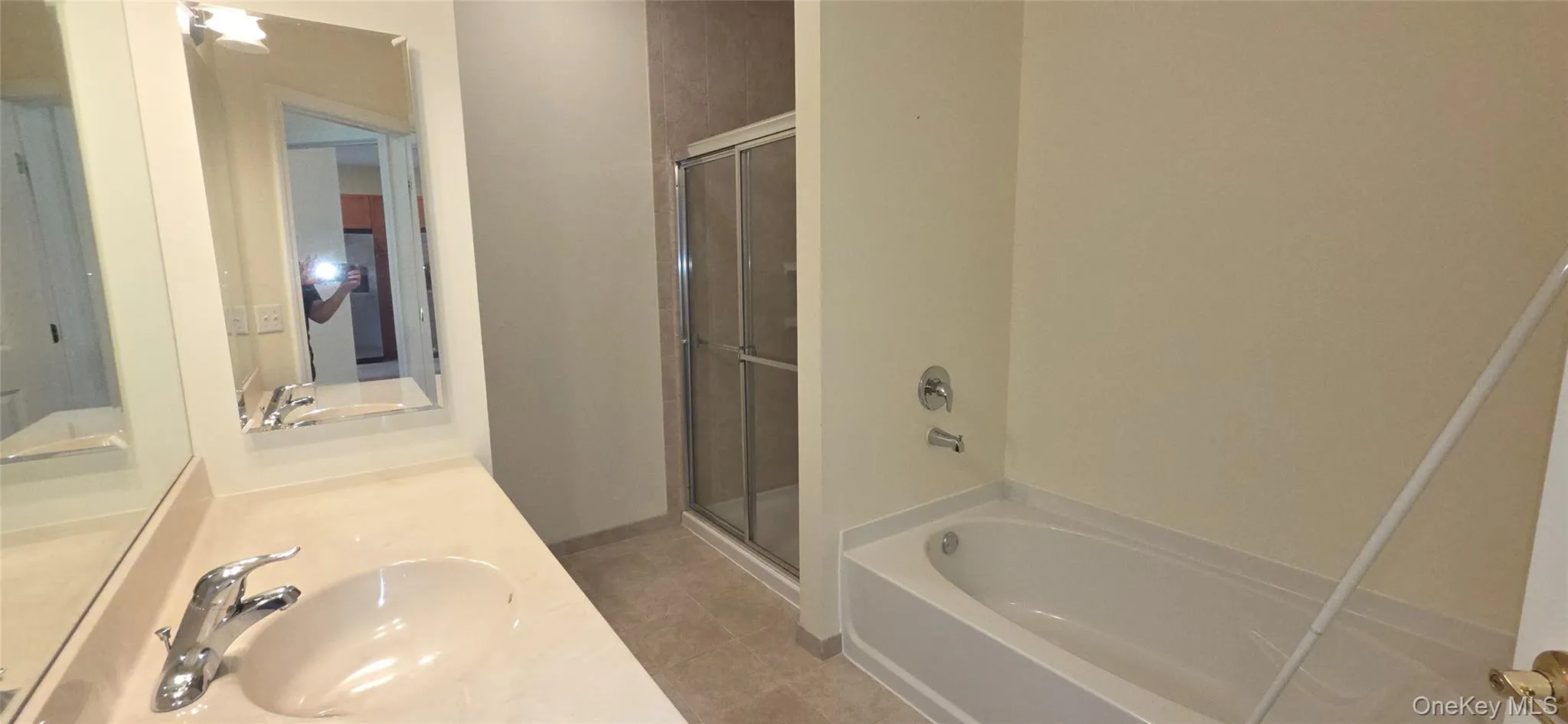22 Cricket Court, Brookhaven, NY, 2 Bedrooms Bedrooms, 6 Rooms Rooms,2 BathroomsBathrooms,Residential,For Rent,Cricket,0,KEY1018240 22 Cricket Court, Brookhaven, NY, 2 Bedrooms Bedrooms, 6 Rooms Rooms,2 BathroomsBathrooms,Residential,For Rent,Cricket,0,KEY1018240