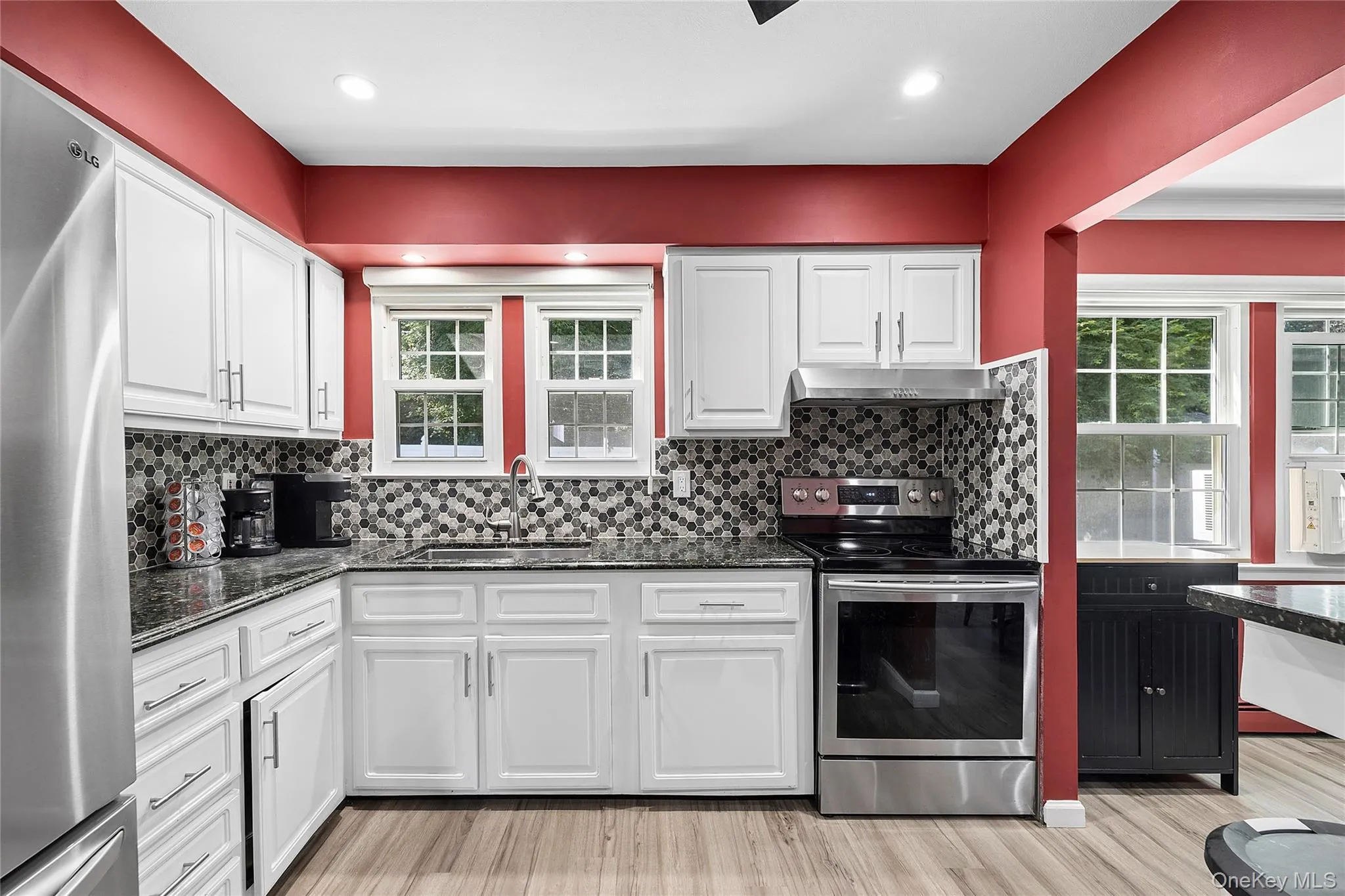 17 Harmony Lane, Glen Cove, NY, 3 Bedrooms Bedrooms, 7 Rooms Rooms,1 BathroomBathrooms,Residential,For Rent,Harmony,0,1018243 17 Harmony Lane, Glen Cove, NY, 3 Bedrooms Bedrooms, 7 Rooms Rooms,1 BathroomBathrooms,Residential,For Rent,Harmony,0,1018243