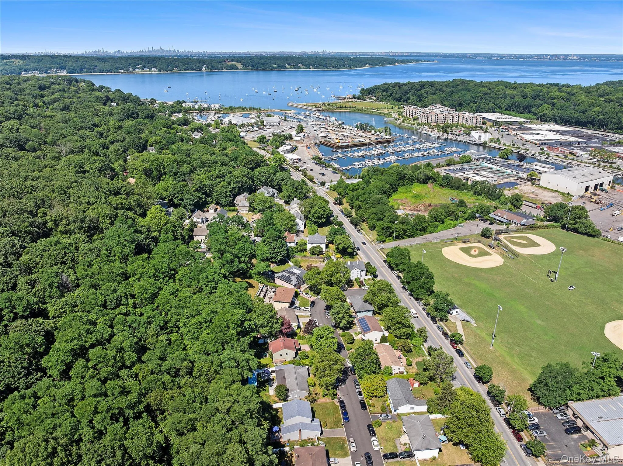 17 Harmony Lane, Glen Cove, NY, 3 Bedrooms Bedrooms, 7 Rooms Rooms,1 BathroomBathrooms,Residential,For Rent,Harmony,0,1018243 17 Harmony Lane, Glen Cove, NY, 3 Bedrooms Bedrooms, 7 Rooms Rooms,1 BathroomBathrooms,Residential,For Rent,Harmony,0,1018243