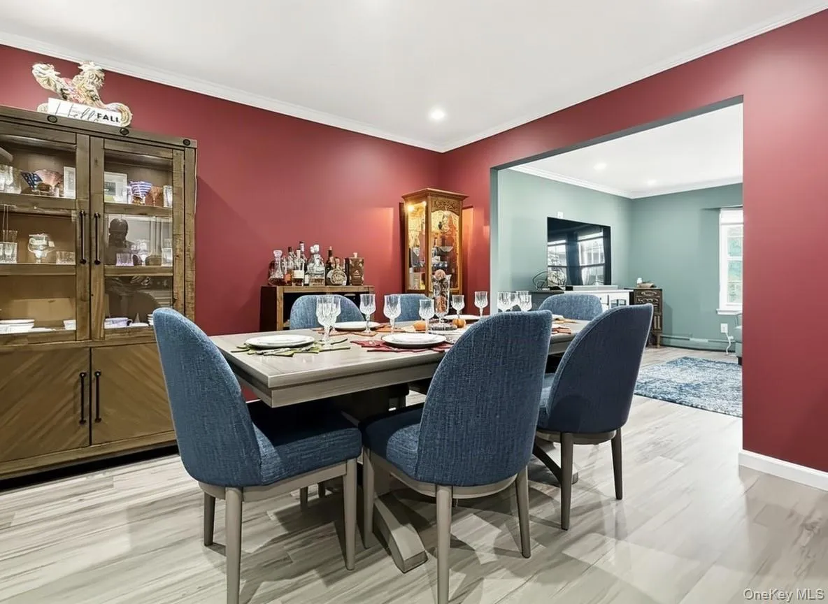 17 Harmony Lane, Glen Cove, NY, 3 Bedrooms Bedrooms, 7 Rooms Rooms,1 BathroomBathrooms,Residential,For Rent,Harmony,0,1018243 17 Harmony Lane, Glen Cove, NY, 3 Bedrooms Bedrooms, 7 Rooms Rooms,1 BathroomBathrooms,Residential,For Rent,Harmony,0,1018243