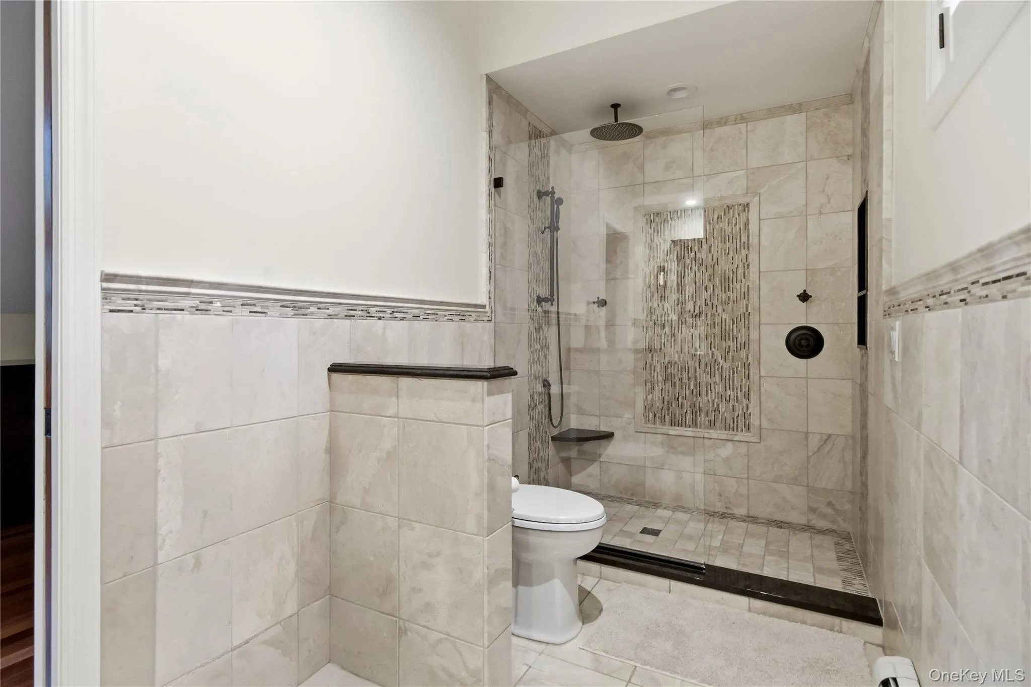 406 Brook Road, Brookhaven, NY, 4 Bedrooms Bedrooms, 12 Rooms Rooms,3 BathroomsBathrooms,Residential,For Rent,Brook,0,KEY1018245 406 Brook Road, Brookhaven, NY, 4 Bedrooms Bedrooms, 12 Rooms Rooms,3 BathroomsBathrooms,Residential,For Rent,Brook,0,KEY1018245