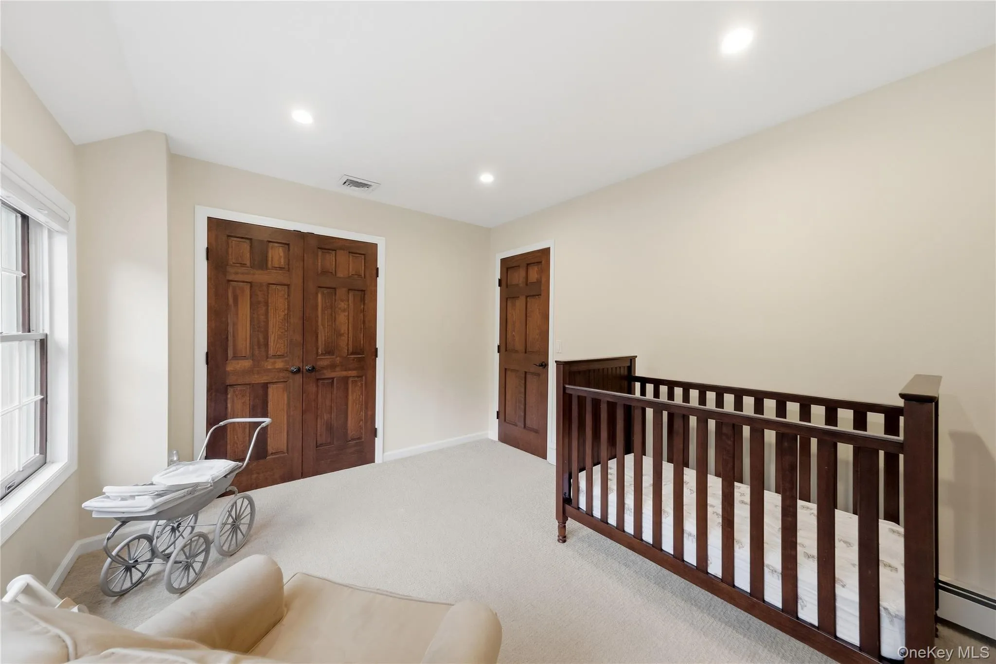 406 Brook Road, Brookhaven, NY, 4 Bedrooms Bedrooms, 12 Rooms Rooms,3 BathroomsBathrooms,Residential,For Rent,Brook,0,KEY1018245 406 Brook Road, Brookhaven, NY, 4 Bedrooms Bedrooms, 12 Rooms Rooms,3 BathroomsBathrooms,Residential,For Rent,Brook,0,KEY1018245