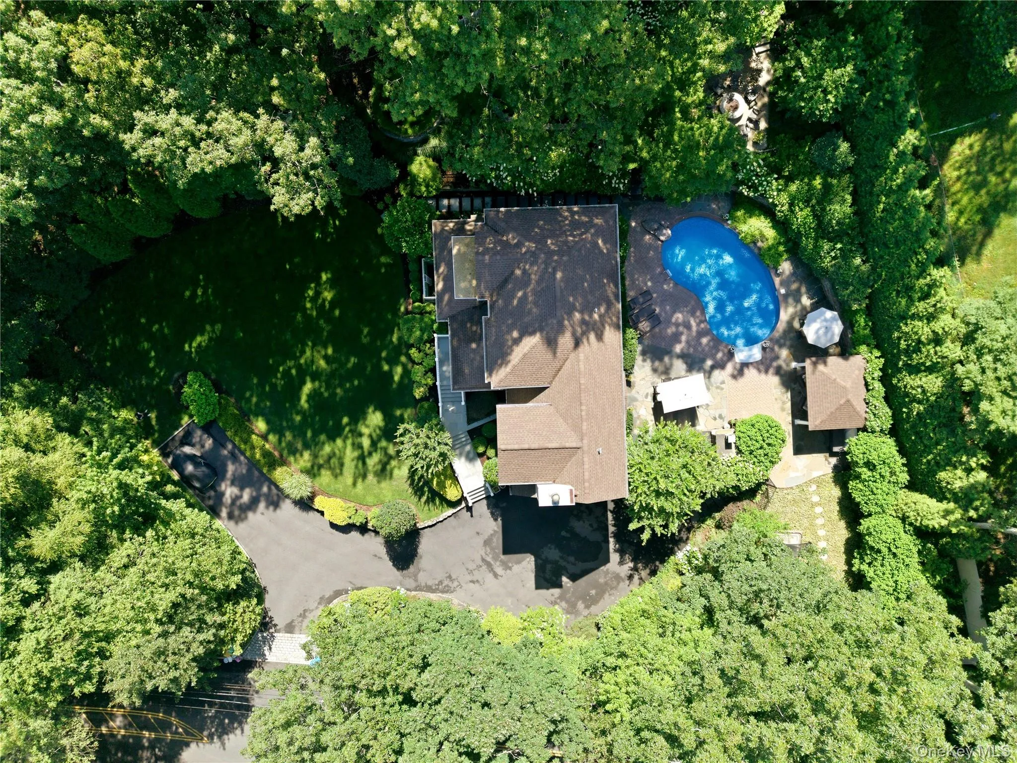 406 Brook Road, Brookhaven, NY, 4 Bedrooms Bedrooms, 12 Rooms Rooms,3 BathroomsBathrooms,Residential,For Rent,Brook,0,KEY1018245 406 Brook Road, Brookhaven, NY, 4 Bedrooms Bedrooms, 12 Rooms Rooms,3 BathroomsBathrooms,Residential,For Rent,Brook,0,KEY1018245