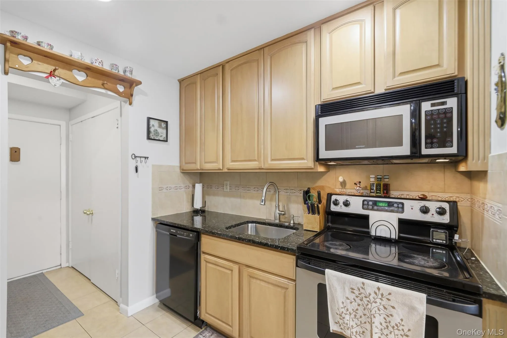 8 Heritage Drive, Monroe, NY, 1 Bedroom Bedrooms, 4 Rooms Rooms,1 BathroomBathrooms,Residential,For Rent,Heritage,0,1018246 8 Heritage Drive, Monroe, NY, 1 Bedroom Bedrooms, 4 Rooms Rooms,1 BathroomBathrooms,Residential,For Rent,Heritage,0,1018246