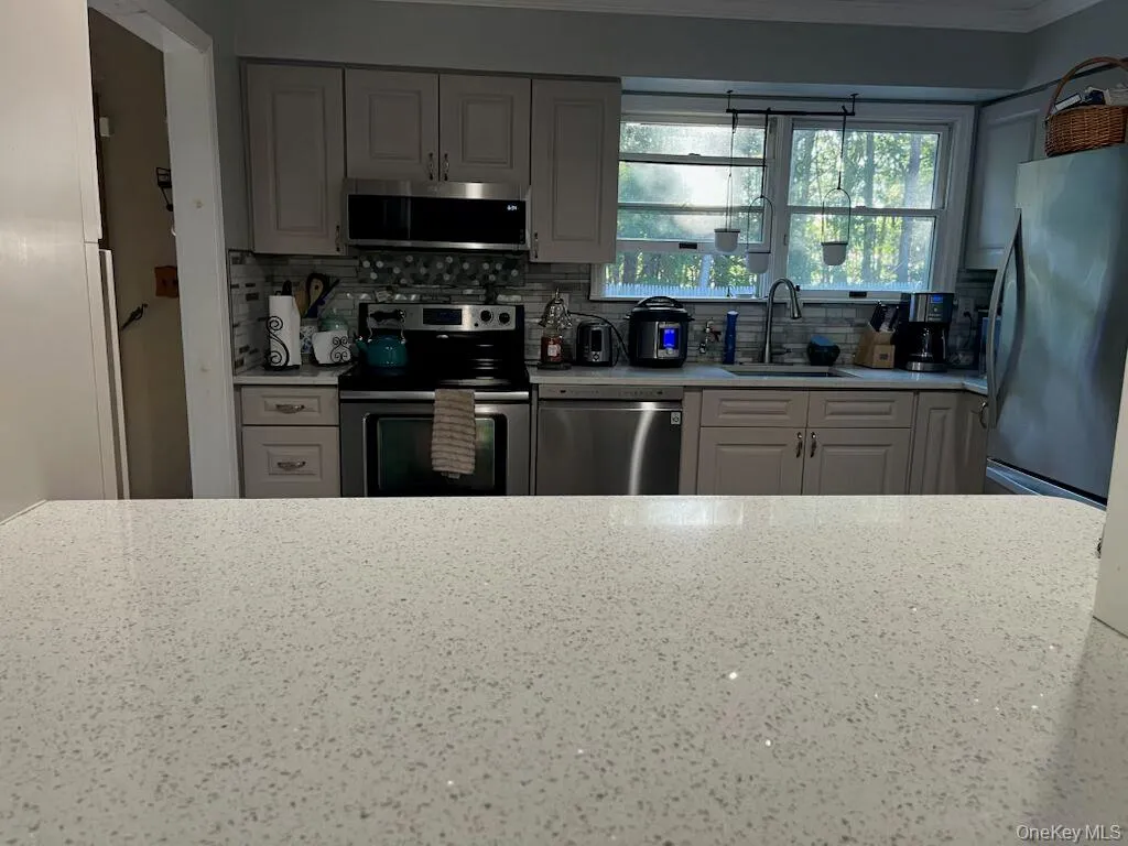132 13th Avenue, Brookhaven, NY, 4 Bedrooms Bedrooms, 8 Rooms Rooms,2 BathroomsBathrooms,Residential,For Rent,13th,0,KEY1018247 132 13th Avenue, Brookhaven, NY, 4 Bedrooms Bedrooms, 8 Rooms Rooms,2 BathroomsBathrooms,Residential,For Rent,13th,0,KEY1018247