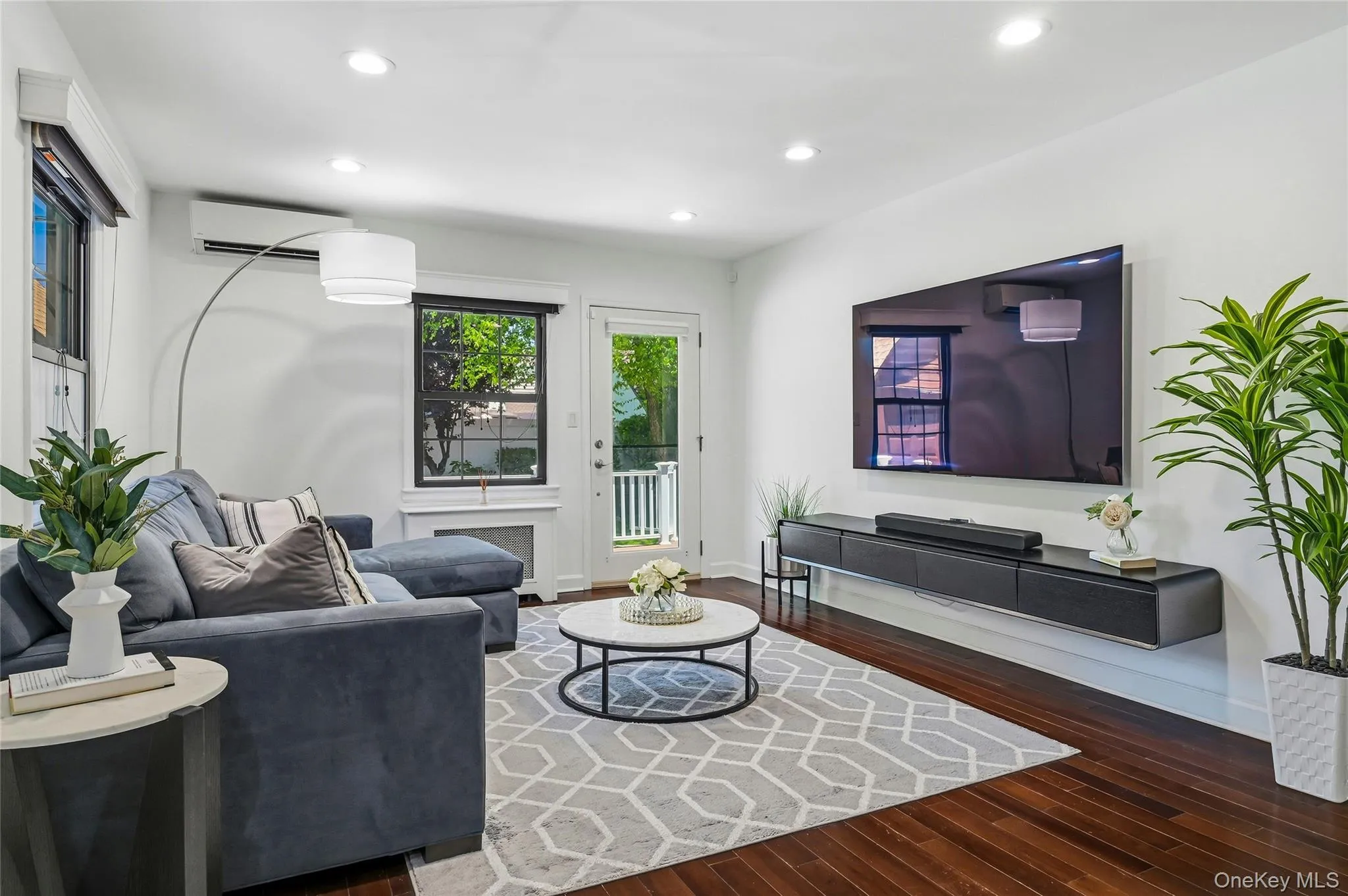 Family room with access to large trek deck Family room with access to large trek deck