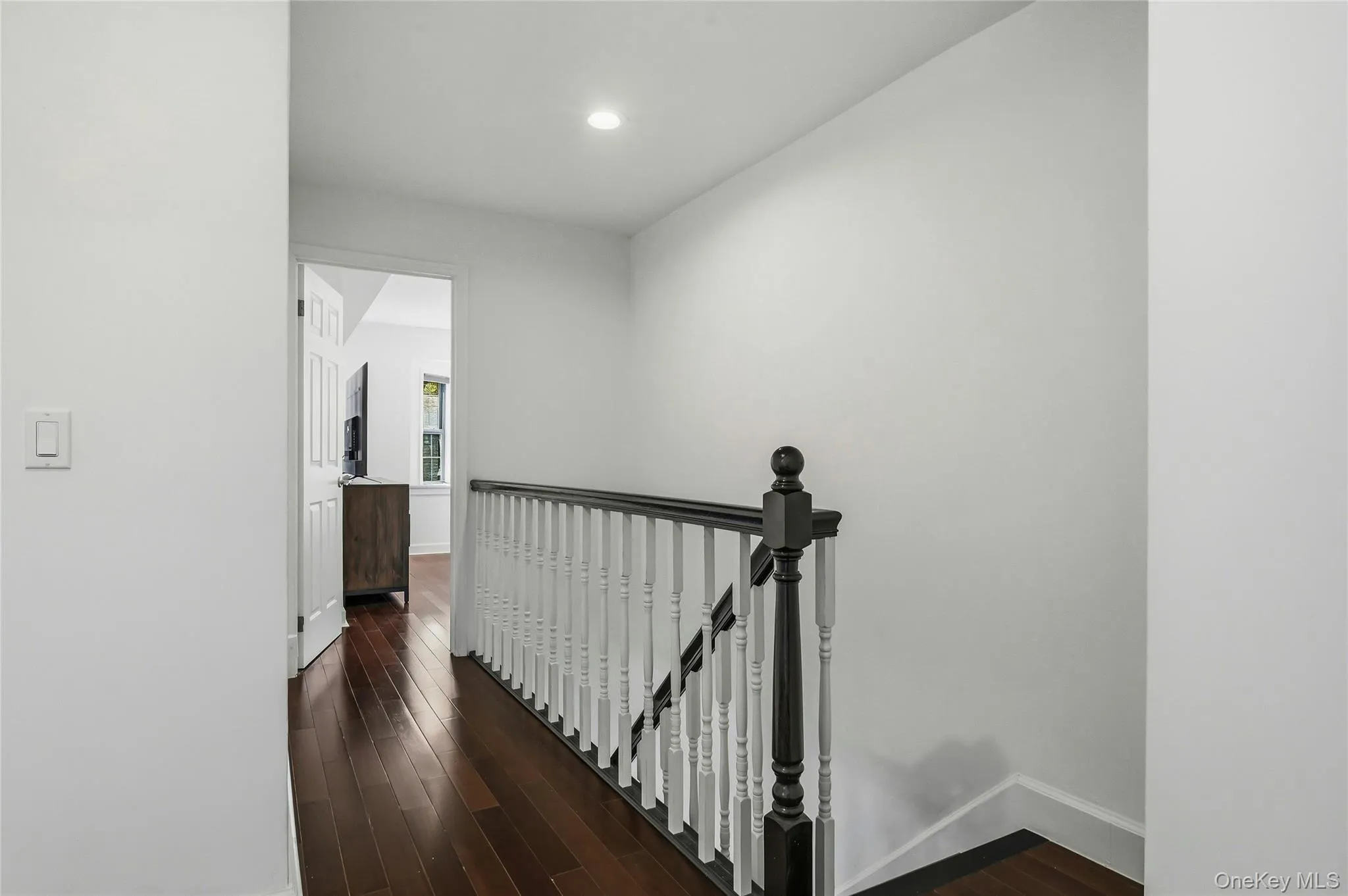 38 Bayview Terrace, North Hempstead, NY, 4 Bedrooms Bedrooms, 9 Rooms Rooms,2 BathroomsBathrooms,Residential,For Rent,Bayview,0,KEY1018248 38 Bayview Terrace, North Hempstead, NY, 4 Bedrooms Bedrooms, 9 Rooms Rooms,2 BathroomsBathrooms,Residential,For Rent,Bayview,0,KEY1018248