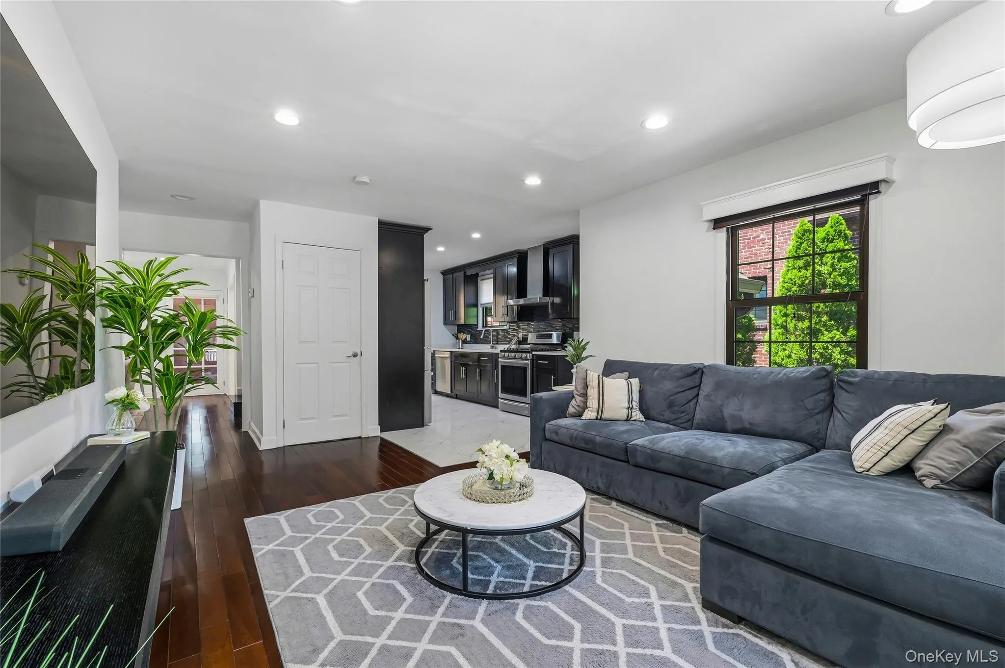 38 Bayview Terrace, North Hempstead, NY, 4 Bedrooms Bedrooms, 9 Rooms Rooms,2 BathroomsBathrooms,Residential,For Rent,Bayview,0,KEY1018248 38 Bayview Terrace, North Hempstead, NY, 4 Bedrooms Bedrooms, 9 Rooms Rooms,2 BathroomsBathrooms,Residential,For Rent,Bayview,0,KEY1018248