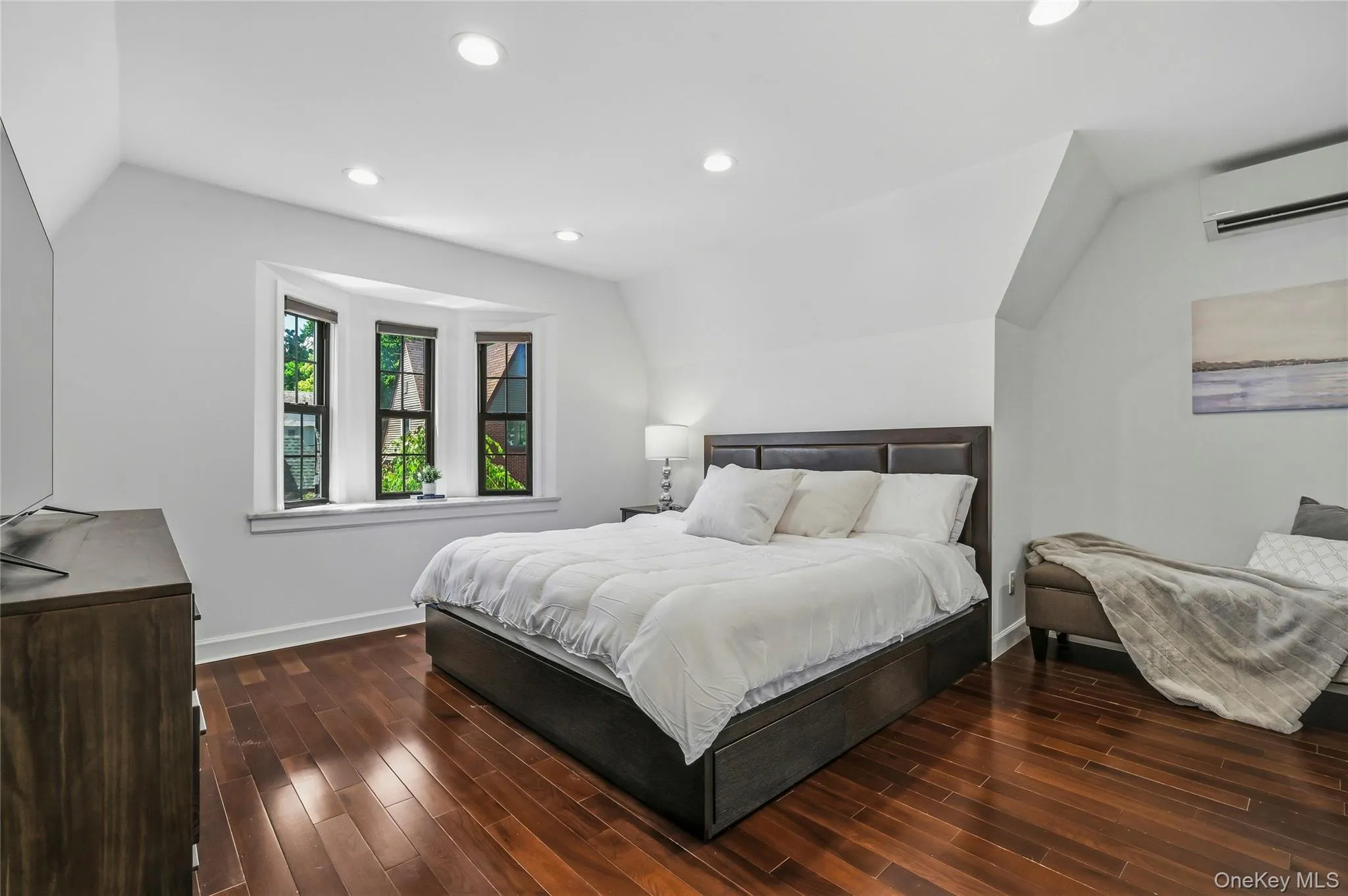 38 Bayview Terrace, North Hempstead, NY, 4 Bedrooms Bedrooms, 9 Rooms Rooms,2 BathroomsBathrooms,Residential,For Rent,Bayview,0,KEY1018248 38 Bayview Terrace, North Hempstead, NY, 4 Bedrooms Bedrooms, 9 Rooms Rooms,2 BathroomsBathrooms,Residential,For Rent,Bayview,0,KEY1018248
