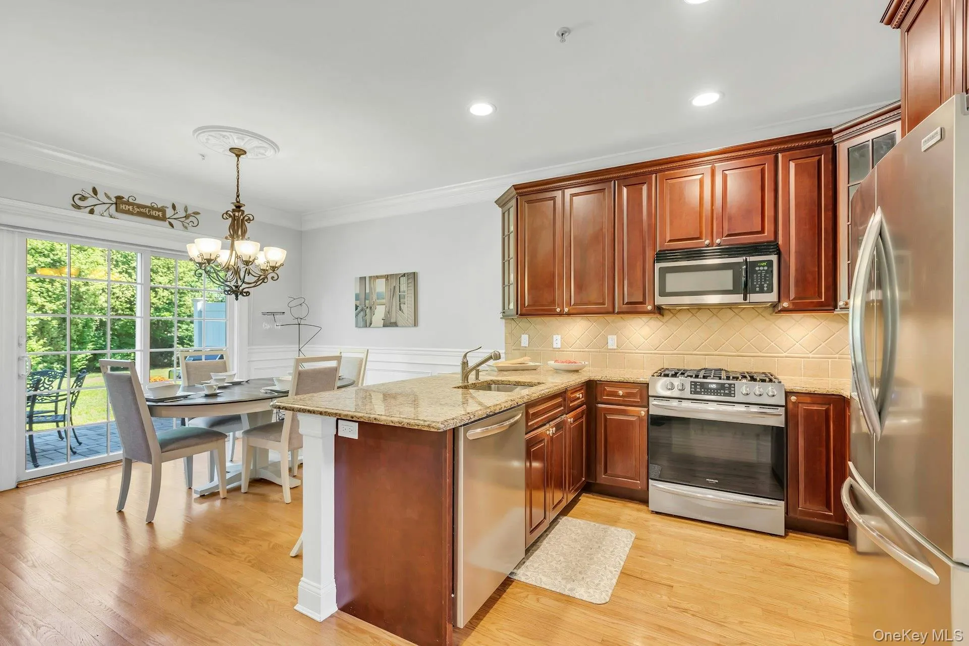 19 Meadow Court, Islip, NY, 2 Bedrooms Bedrooms, 9 Rooms Rooms,2 BathroomsBathrooms,Residential,For Rent,Meadow,0,KEY1018249 19 Meadow Court, Islip, NY, 2 Bedrooms Bedrooms, 9 Rooms Rooms,2 BathroomsBathrooms,Residential,For Rent,Meadow,0,KEY1018249