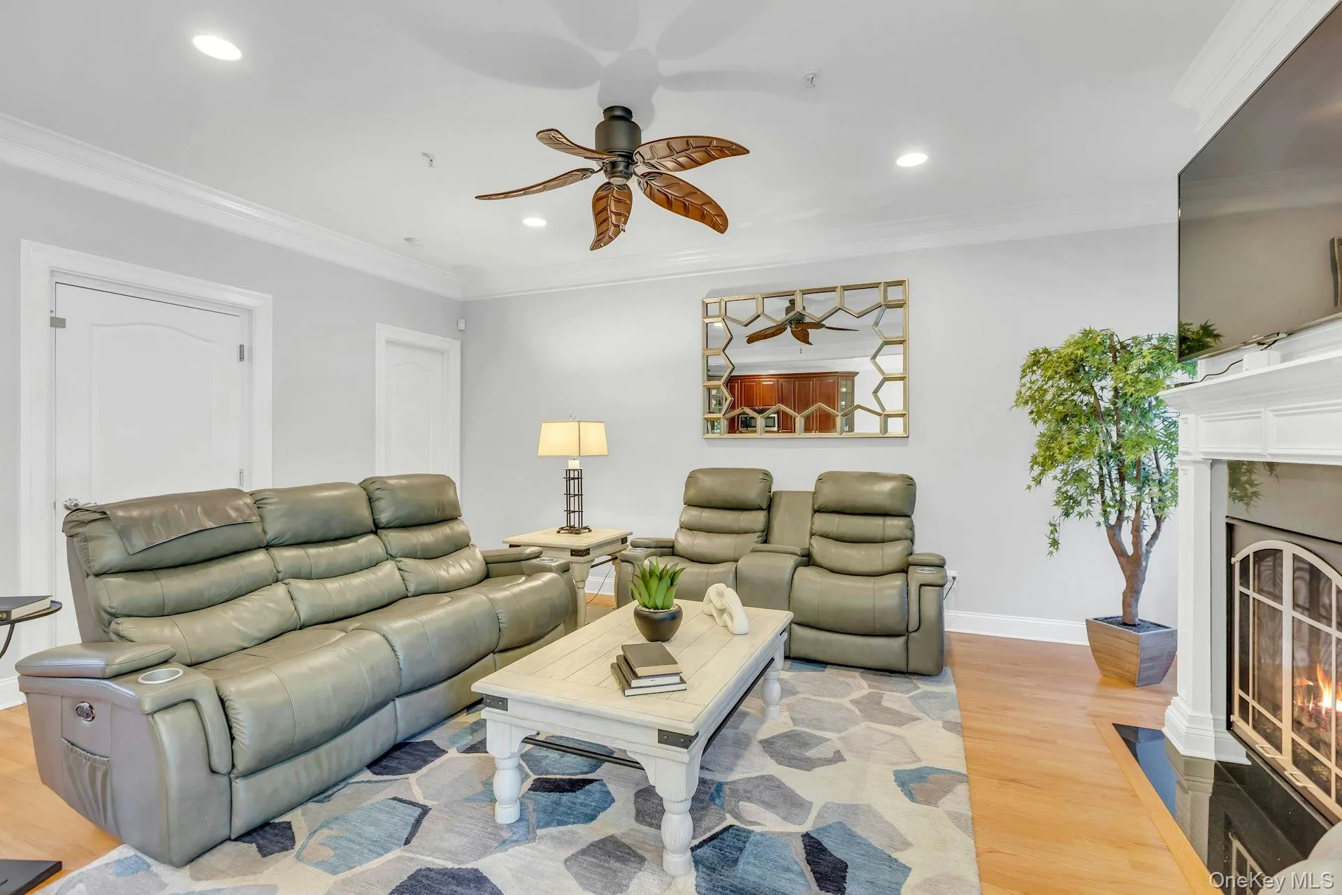 19 Meadow Court, Islip, NY, 2 Bedrooms Bedrooms, 9 Rooms Rooms,2 BathroomsBathrooms,Residential,For Rent,Meadow,0,KEY1018249 19 Meadow Court, Islip, NY, 2 Bedrooms Bedrooms, 9 Rooms Rooms,2 BathroomsBathrooms,Residential,For Rent,Meadow,0,KEY1018249