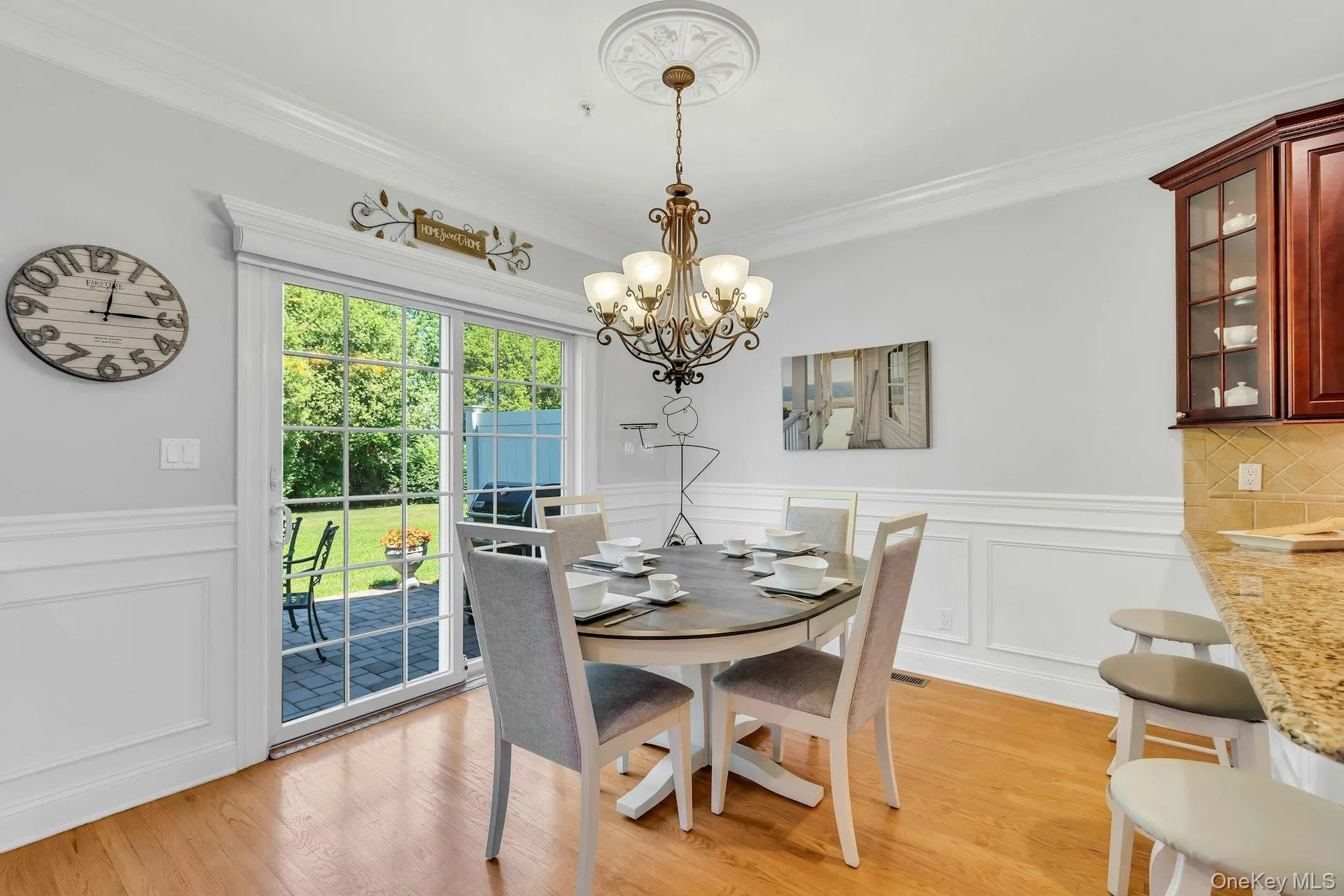 19 Meadow Court, Islip, NY, 2 Bedrooms Bedrooms, 9 Rooms Rooms,2 BathroomsBathrooms,Residential,For Rent,Meadow,0,KEY1018249 19 Meadow Court, Islip, NY, 2 Bedrooms Bedrooms, 9 Rooms Rooms,2 BathroomsBathrooms,Residential,For Rent,Meadow,0,KEY1018249
