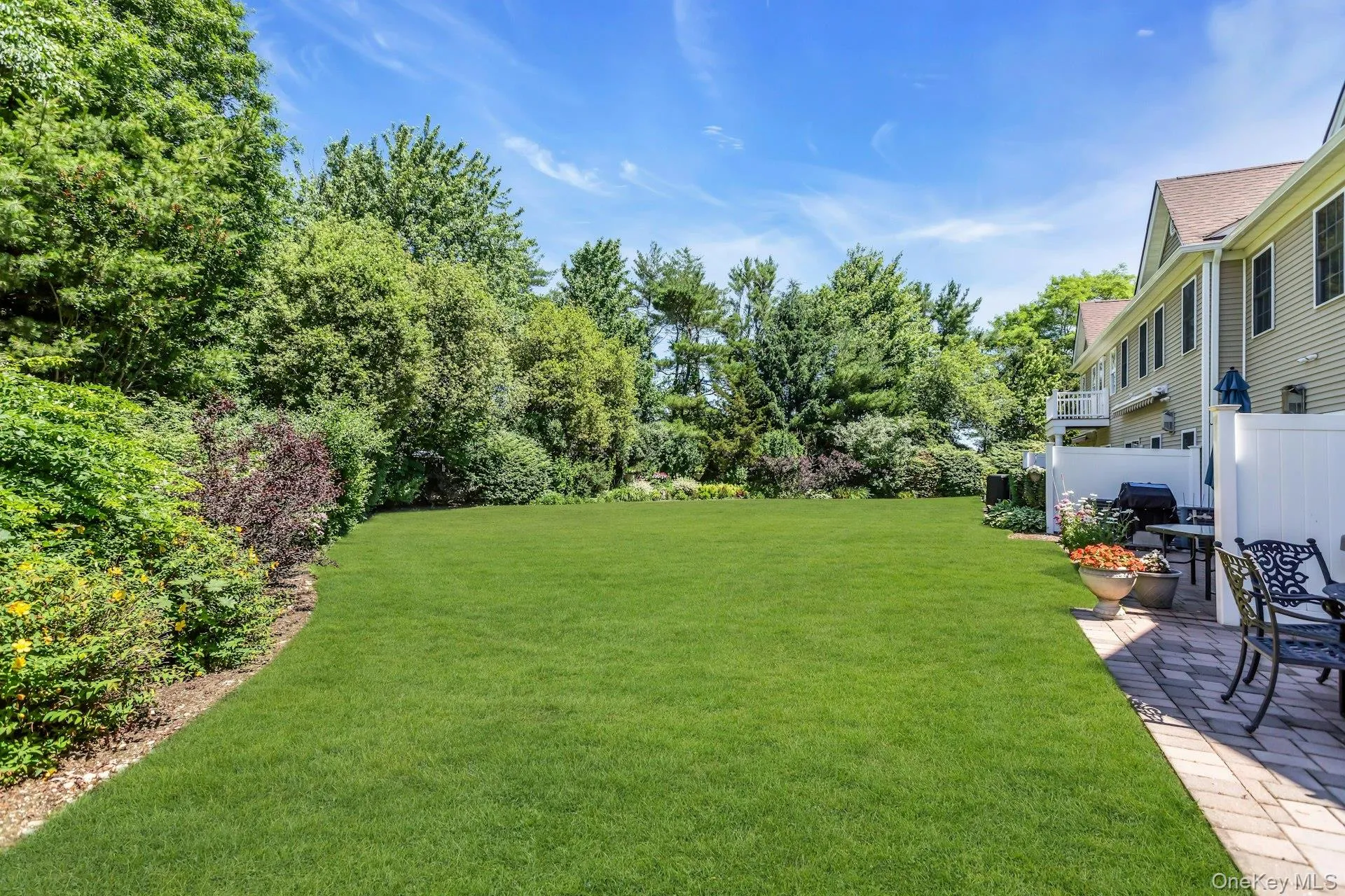 19 Meadow Court, Islip, NY, 2 Bedrooms Bedrooms, 9 Rooms Rooms,2 BathroomsBathrooms,Residential,For Rent,Meadow,0,KEY1018249 19 Meadow Court, Islip, NY, 2 Bedrooms Bedrooms, 9 Rooms Rooms,2 BathroomsBathrooms,Residential,For Rent,Meadow,0,KEY1018249