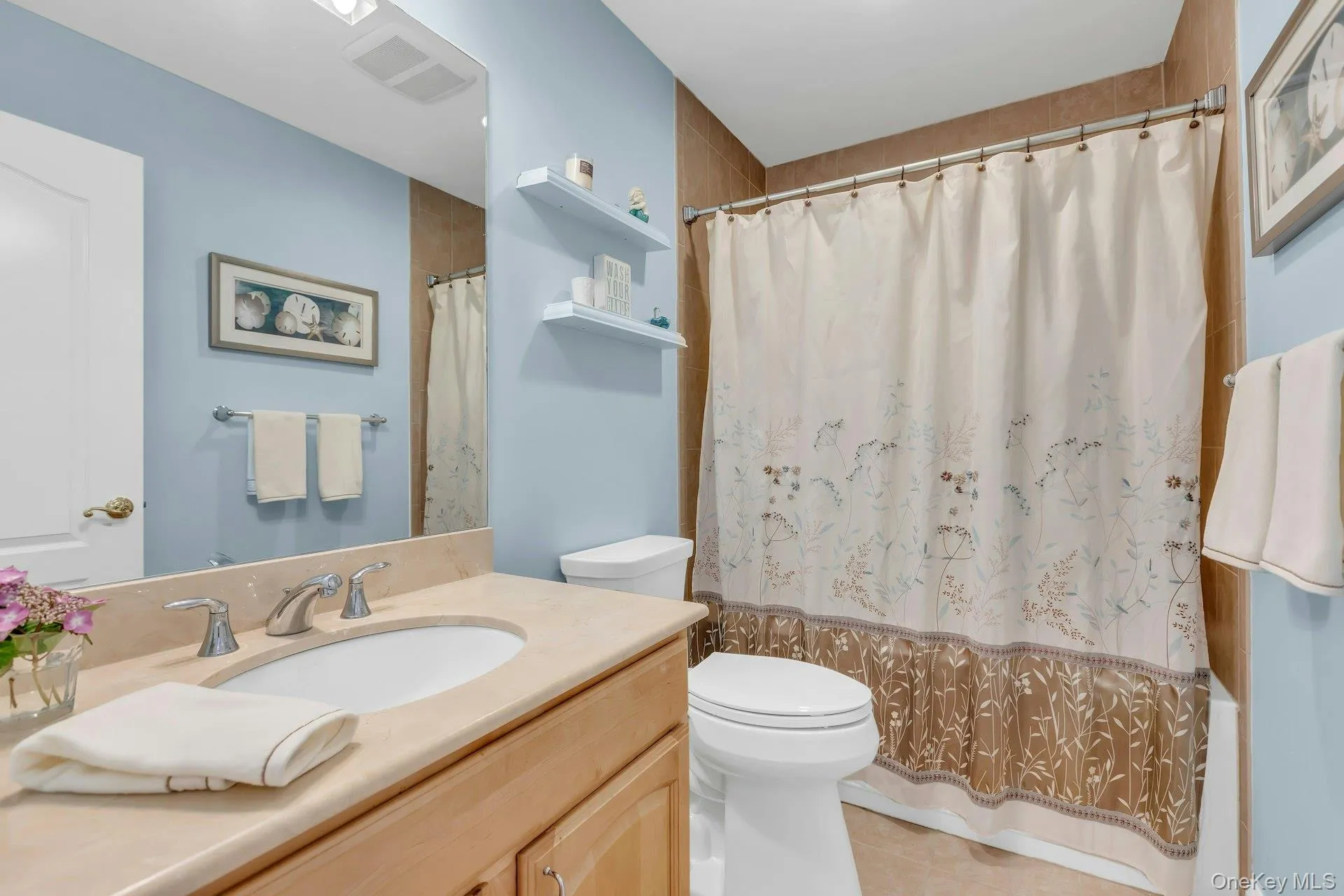 19 Meadow Court, Islip, NY, 2 Bedrooms Bedrooms, 9 Rooms Rooms,2 BathroomsBathrooms,Residential,For Rent,Meadow,0,KEY1018249 19 Meadow Court, Islip, NY, 2 Bedrooms Bedrooms, 9 Rooms Rooms,2 BathroomsBathrooms,Residential,For Rent,Meadow,0,KEY1018249