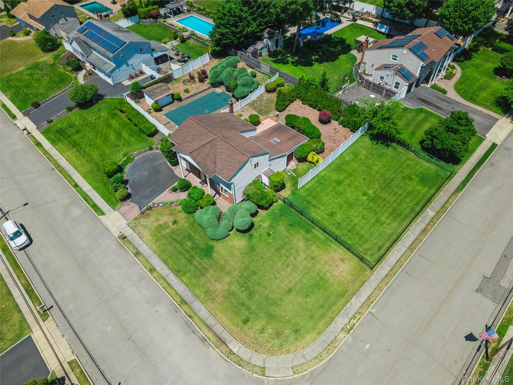 27 Spacecraft Lane, Islip, NY, 4 Bedrooms Bedrooms, 9 Rooms Rooms,1 BathroomBathrooms,Residential,For Rent,Spacecraft,0,KEY1018254 27 Spacecraft Lane, Islip, NY, 4 Bedrooms Bedrooms, 9 Rooms Rooms,1 BathroomBathrooms,Residential,For Rent,Spacecraft,0,KEY1018254