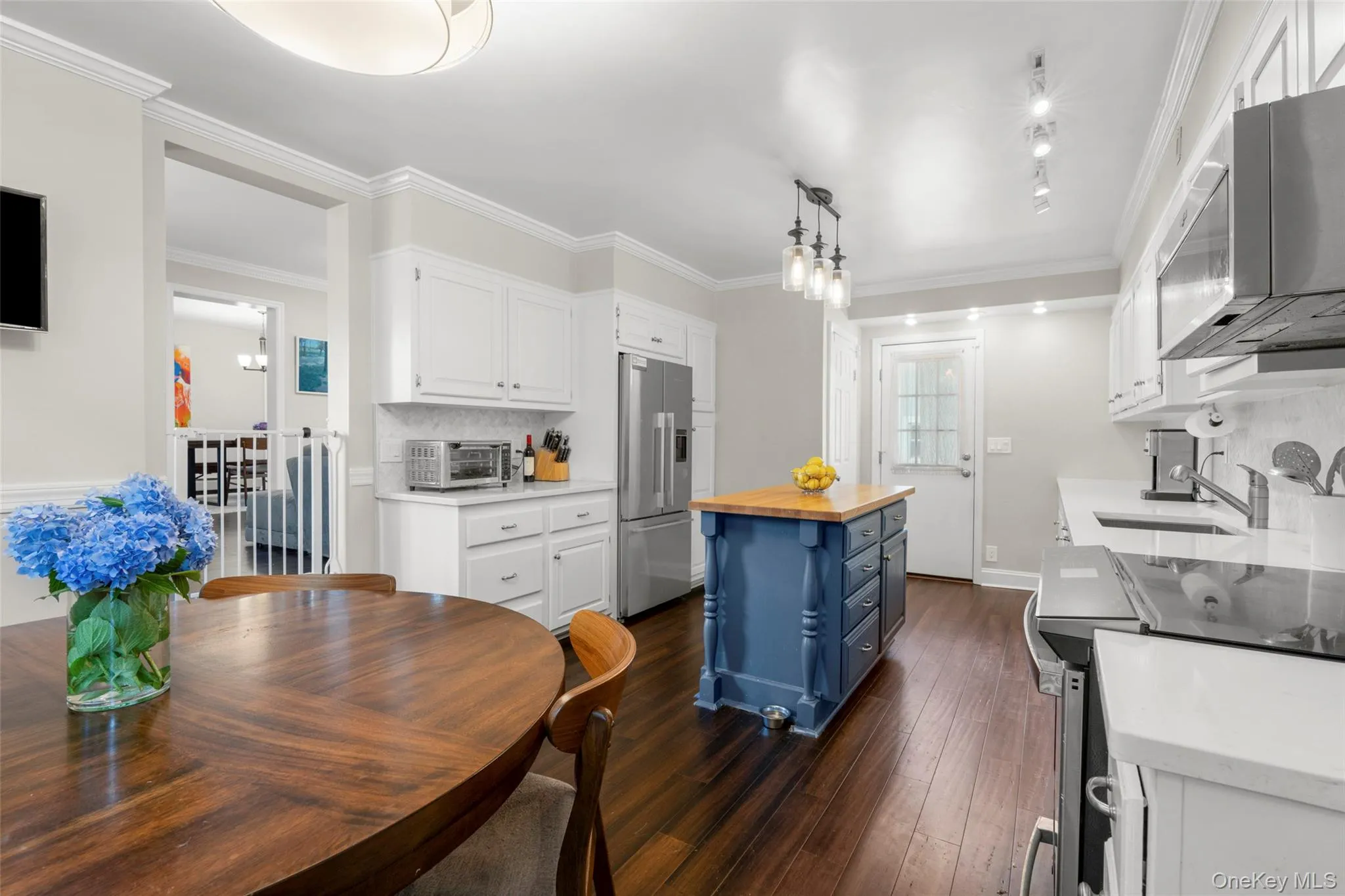 315 Maple Avenue, Mamaroneck, NY, 4 Bedrooms Bedrooms, 8 Rooms Rooms,3 BathroomsBathrooms,Residential Lease,For Rent,Maple,0,KEY1018255 315 Maple Avenue, Mamaroneck, NY, 4 Bedrooms Bedrooms, 8 Rooms Rooms,3 BathroomsBathrooms,Residential Lease,For Rent,Maple,0,KEY1018255