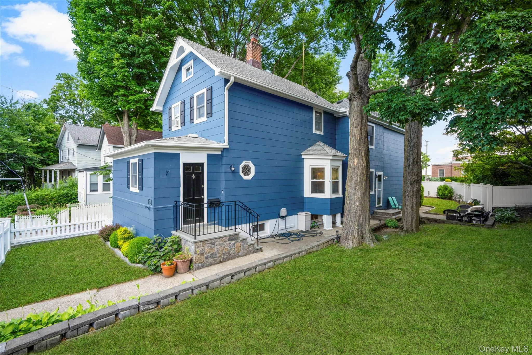 315 Maple Avenue, Mamaroneck, NY, 4 Bedrooms Bedrooms, 8 Rooms Rooms,3 BathroomsBathrooms,Residential Lease,For Rent,Maple,0,KEY1018255 315 Maple Avenue, Mamaroneck, NY, 4 Bedrooms Bedrooms, 8 Rooms Rooms,3 BathroomsBathrooms,Residential Lease,For Rent,Maple,0,KEY1018255