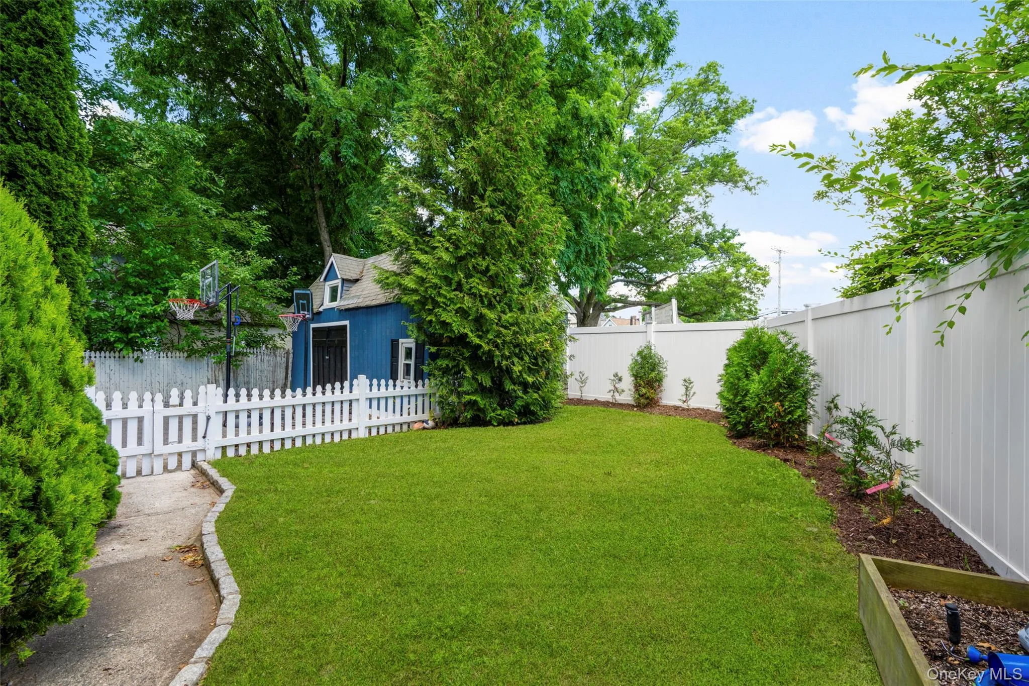 315 Maple Avenue, Mamaroneck, NY, 4 Bedrooms Bedrooms, 8 Rooms Rooms,3 BathroomsBathrooms,Residential Lease,For Rent,Maple,0,KEY1018255 315 Maple Avenue, Mamaroneck, NY, 4 Bedrooms Bedrooms, 8 Rooms Rooms,3 BathroomsBathrooms,Residential Lease,For Rent,Maple,0,KEY1018255