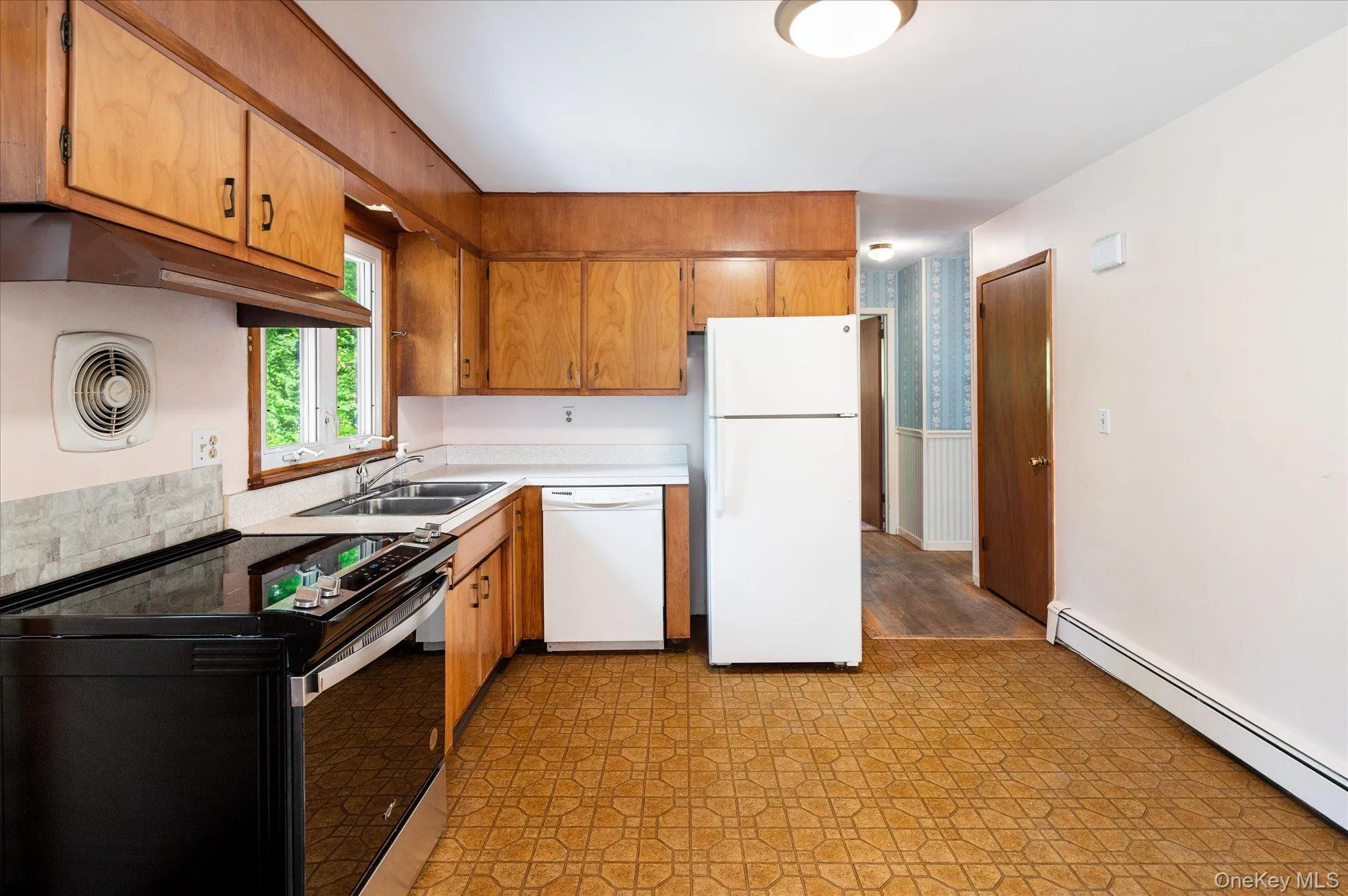 14 Tower Road, Carmel, NY, 3 Bedrooms Bedrooms, 6 Rooms Rooms,2 BathroomsBathrooms,Residential,For Rent,Tower,0,KEY1018257 14 Tower Road, Carmel, NY, 3 Bedrooms Bedrooms, 6 Rooms Rooms,2 BathroomsBathrooms,Residential,For Rent,Tower,0,KEY1018257