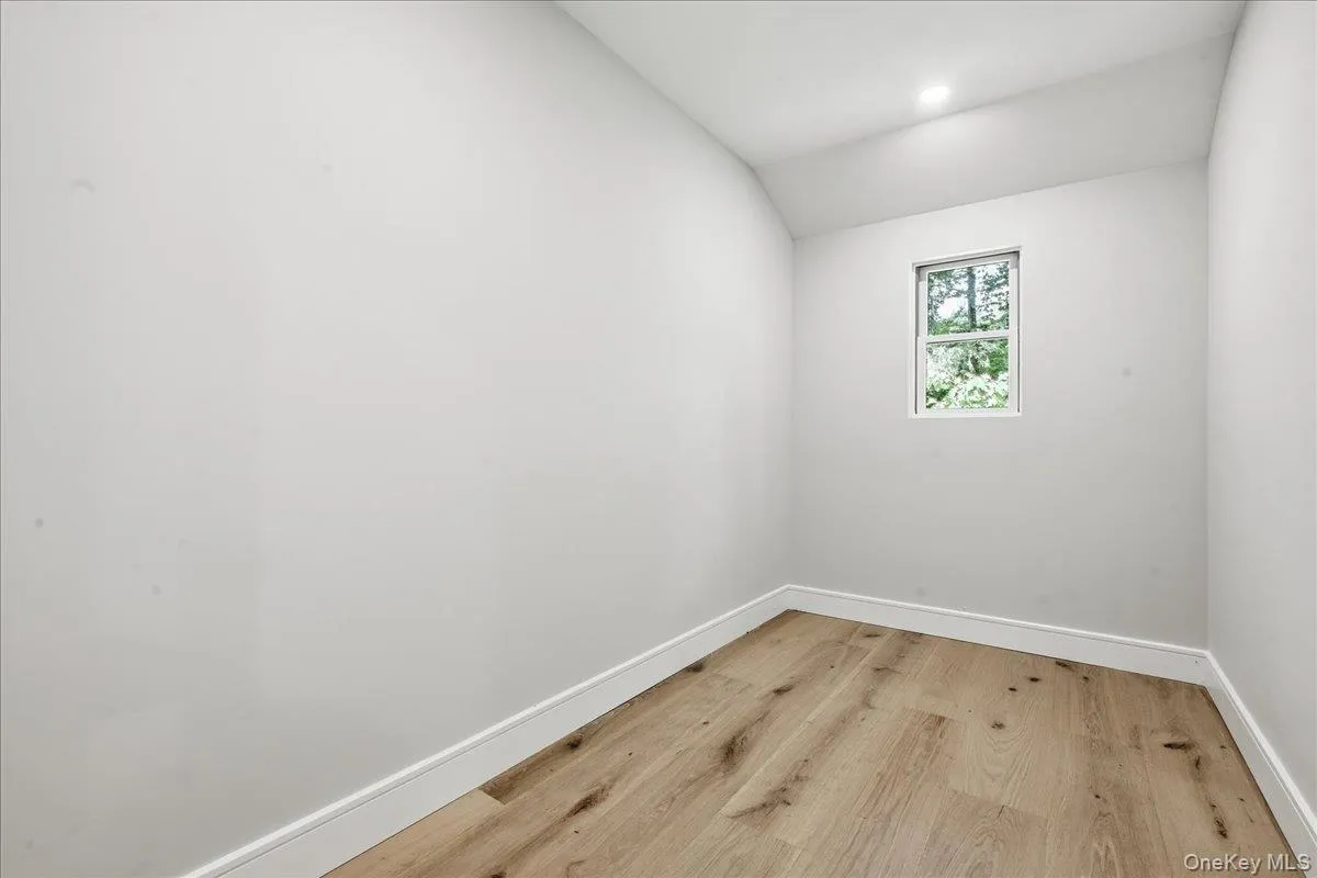 4 Short Path, Smithtown, NY, 4 Bedrooms Bedrooms, 10 Rooms Rooms,3 BathroomsBathrooms,Residential,For Rent,Short,0,KEY1018259 4 Short Path, Smithtown, NY, 4 Bedrooms Bedrooms, 10 Rooms Rooms,3 BathroomsBathrooms,Residential,For Rent,Short,0,KEY1018259