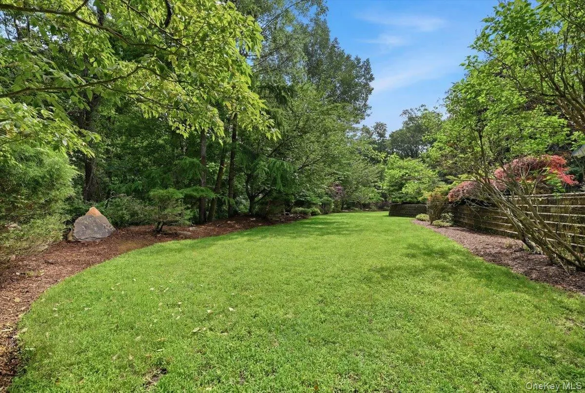 4 Short Path, Smithtown, NY, 4 Bedrooms Bedrooms, 10 Rooms Rooms,3 BathroomsBathrooms,Residential,For Rent,Short,0,KEY1018259 4 Short Path, Smithtown, NY, 4 Bedrooms Bedrooms, 10 Rooms Rooms,3 BathroomsBathrooms,Residential,For Rent,Short,0,KEY1018259