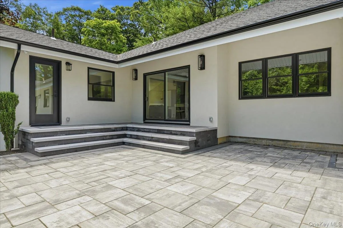 4 Short Path, Smithtown, NY, 4 Bedrooms Bedrooms, 10 Rooms Rooms,3 BathroomsBathrooms,Residential,For Rent,Short,0,KEY1018259 4 Short Path, Smithtown, NY, 4 Bedrooms Bedrooms, 10 Rooms Rooms,3 BathroomsBathrooms,Residential,For Rent,Short,0,KEY1018259
