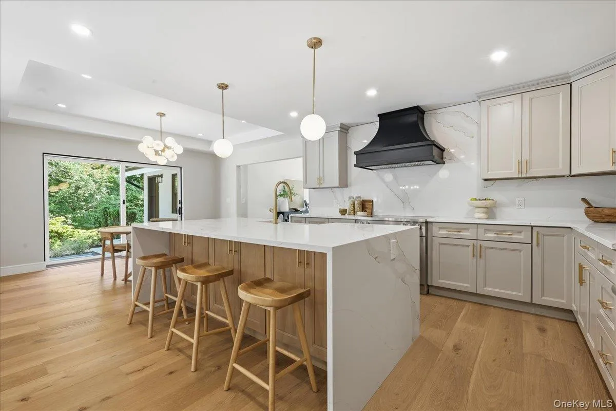 4 Short Path, Smithtown, NY, 4 Bedrooms Bedrooms, 10 Rooms Rooms,3 BathroomsBathrooms,Residential,For Rent,Short,0,KEY1018259 4 Short Path, Smithtown, NY, 4 Bedrooms Bedrooms, 10 Rooms Rooms,3 BathroomsBathrooms,Residential,For Rent,Short,0,KEY1018259