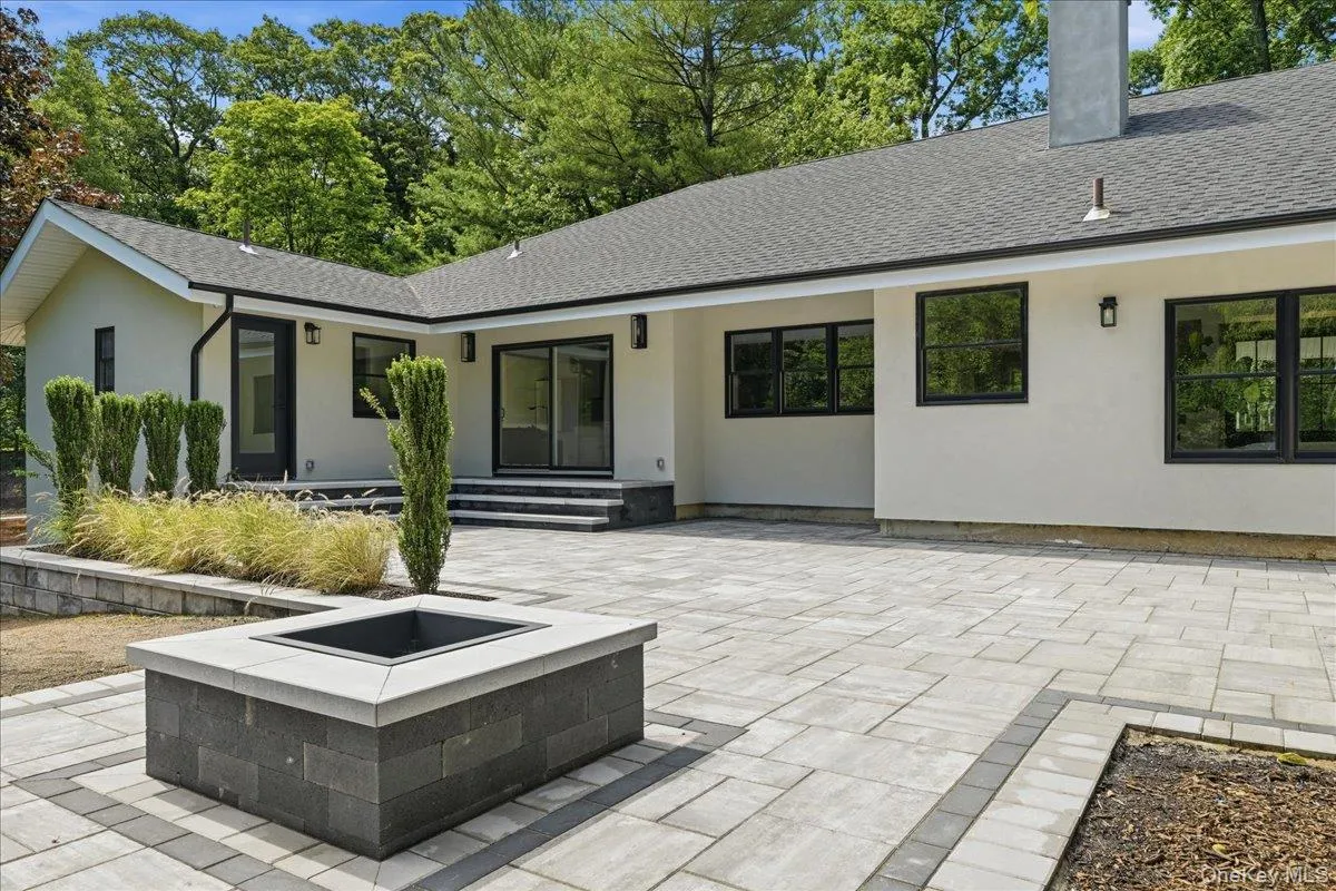 4 Short Path, Smithtown, NY, 4 Bedrooms Bedrooms, 10 Rooms Rooms,3 BathroomsBathrooms,Residential,For Rent,Short,0,KEY1018259 4 Short Path, Smithtown, NY, 4 Bedrooms Bedrooms, 10 Rooms Rooms,3 BathroomsBathrooms,Residential,For Rent,Short,0,KEY1018259