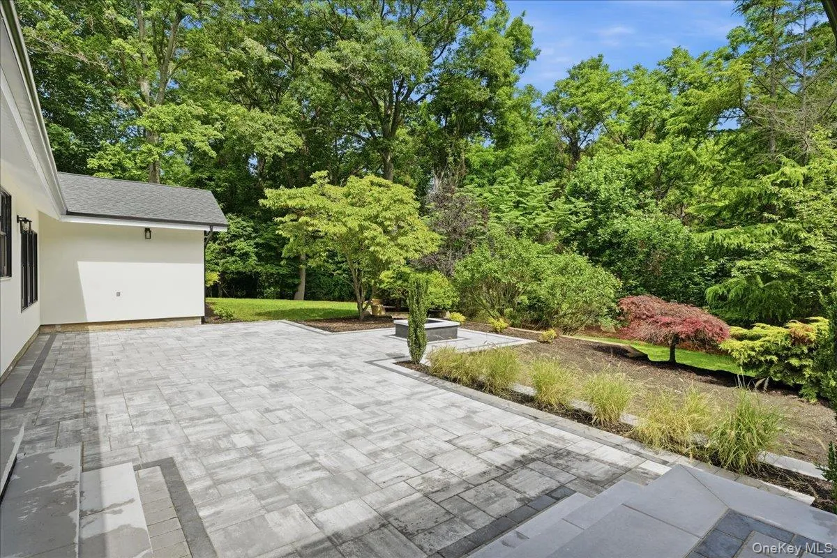 4 Short Path, Smithtown, NY, 4 Bedrooms Bedrooms, 10 Rooms Rooms,3 BathroomsBathrooms,Residential,For Rent,Short,0,KEY1018259 4 Short Path, Smithtown, NY, 4 Bedrooms Bedrooms, 10 Rooms Rooms,3 BathroomsBathrooms,Residential,For Rent,Short,0,KEY1018259