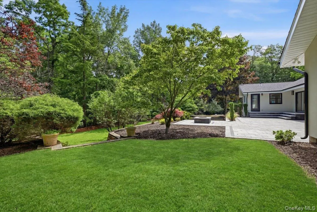 4 Short Path, Smithtown, NY, 4 Bedrooms Bedrooms, 10 Rooms Rooms,3 BathroomsBathrooms,Residential,For Rent,Short,0,KEY1018259 4 Short Path, Smithtown, NY, 4 Bedrooms Bedrooms, 10 Rooms Rooms,3 BathroomsBathrooms,Residential,For Rent,Short,0,KEY1018259